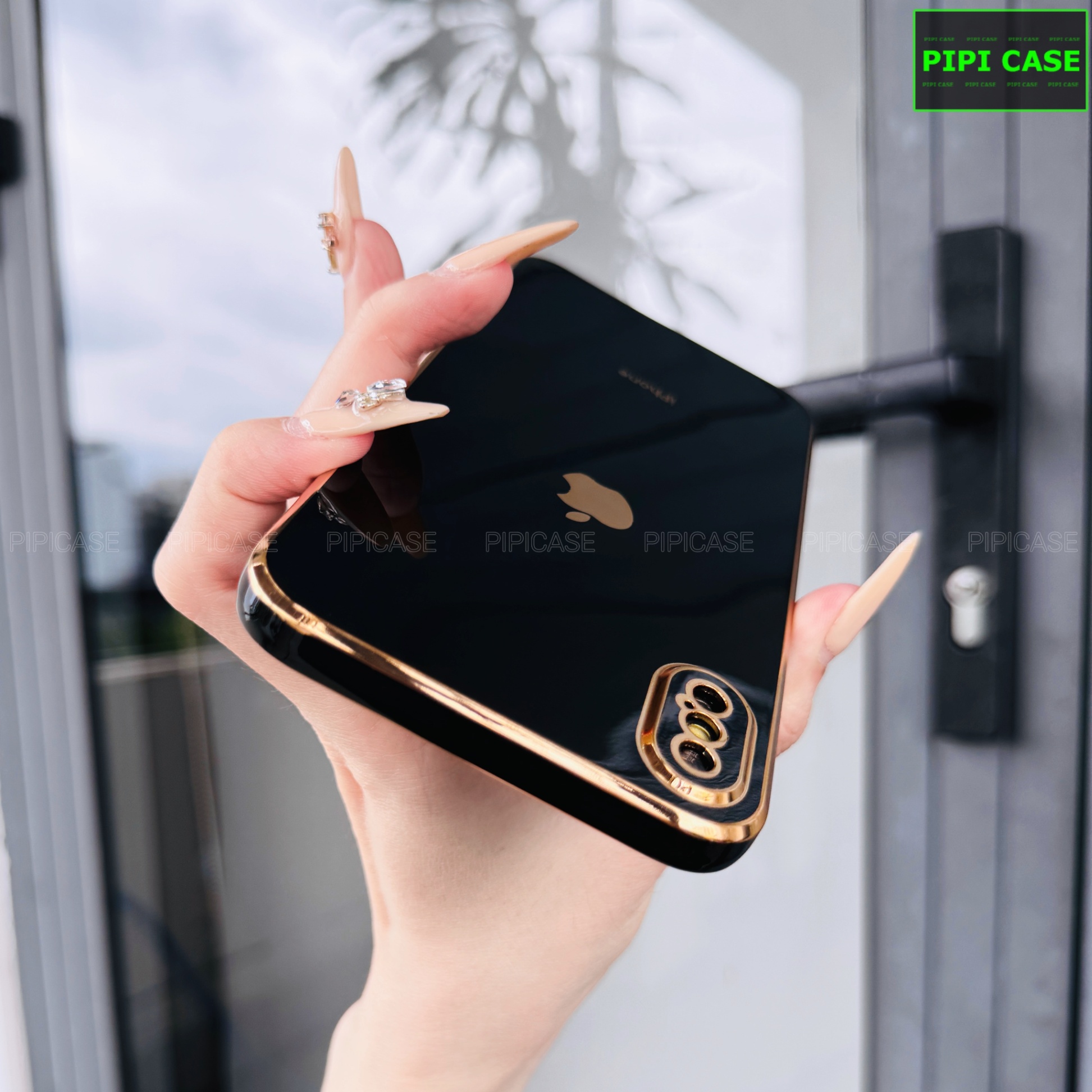 Ốp Lưng iPhone XS Max - Royal - Đen