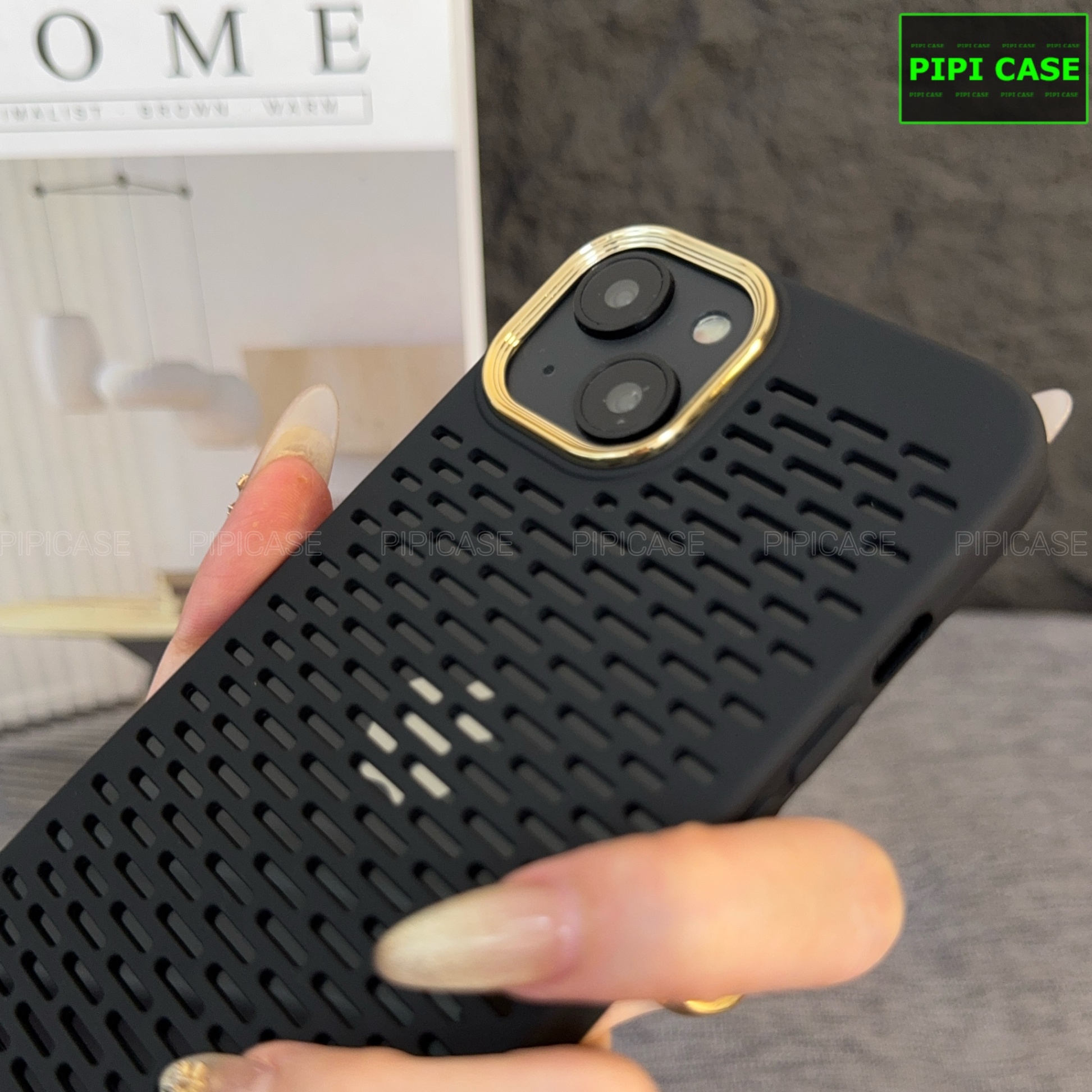 Ốp Lưng iPhone 14 - Chup - Đen