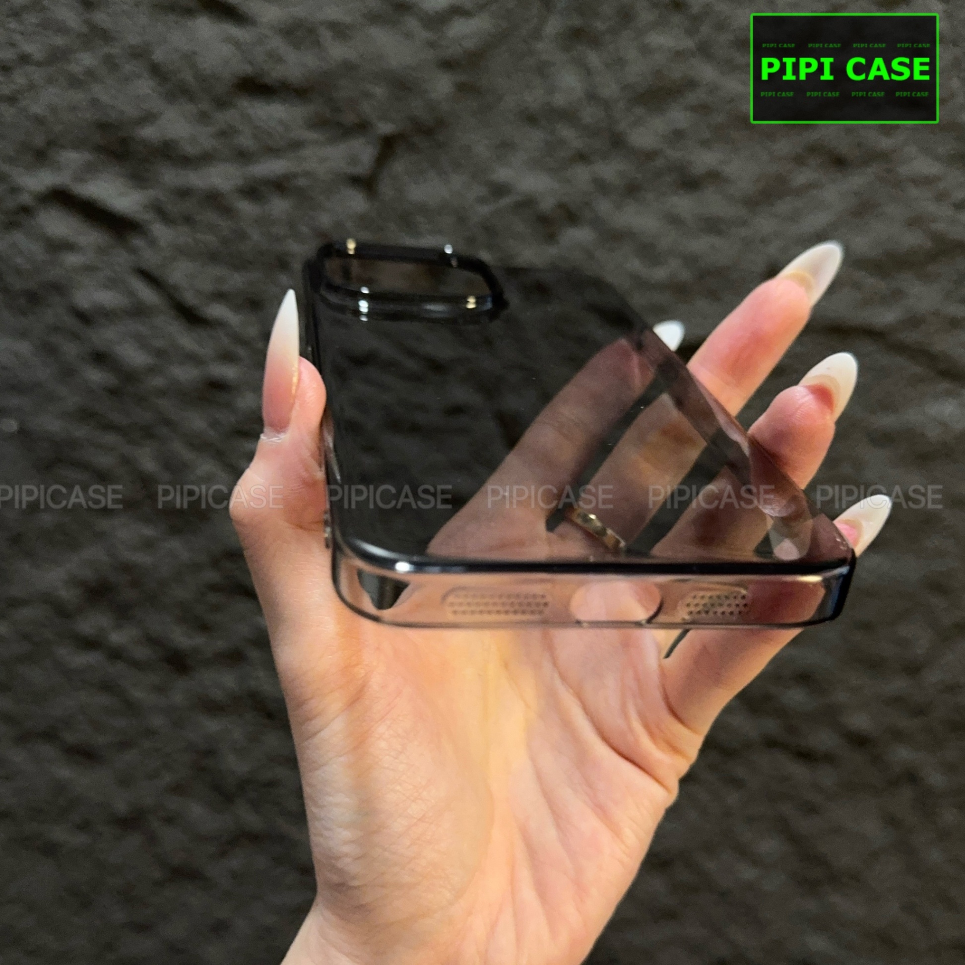 Ốp Lưng iPhone 14 Pro Max - Vic - Đen