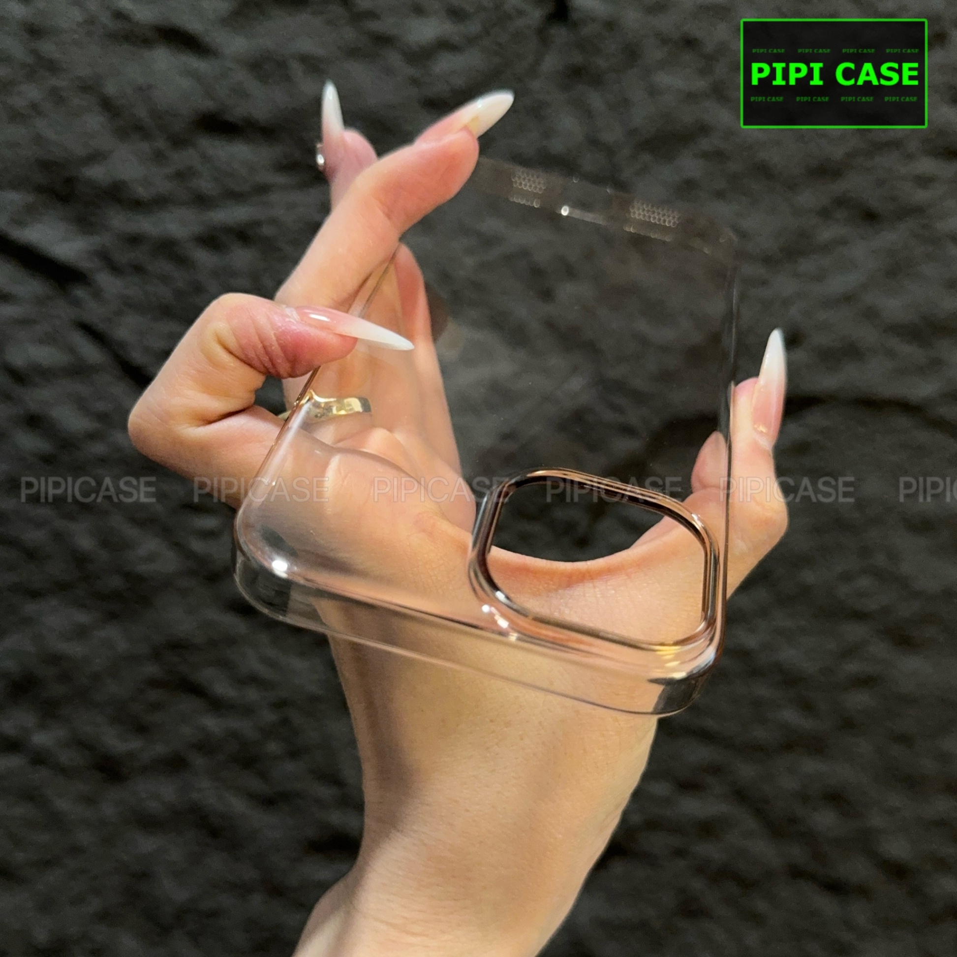 Ốp Lưng iPhone 14 - Vic - Hồng