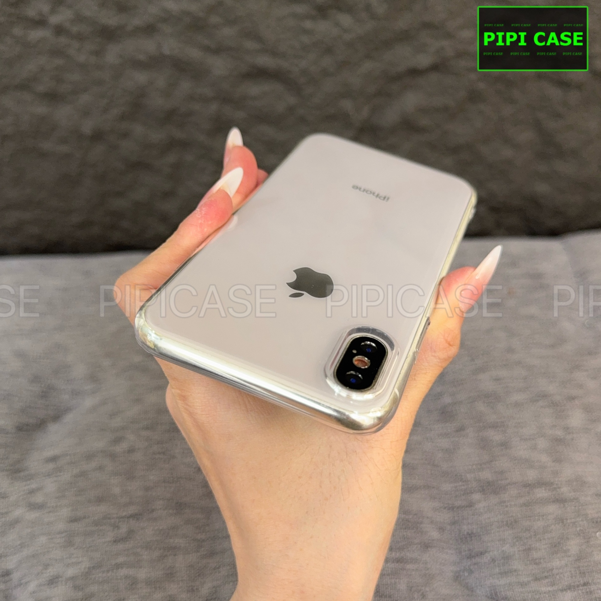 Ốp Lưng iPhone XS Max - Vic - Trắng