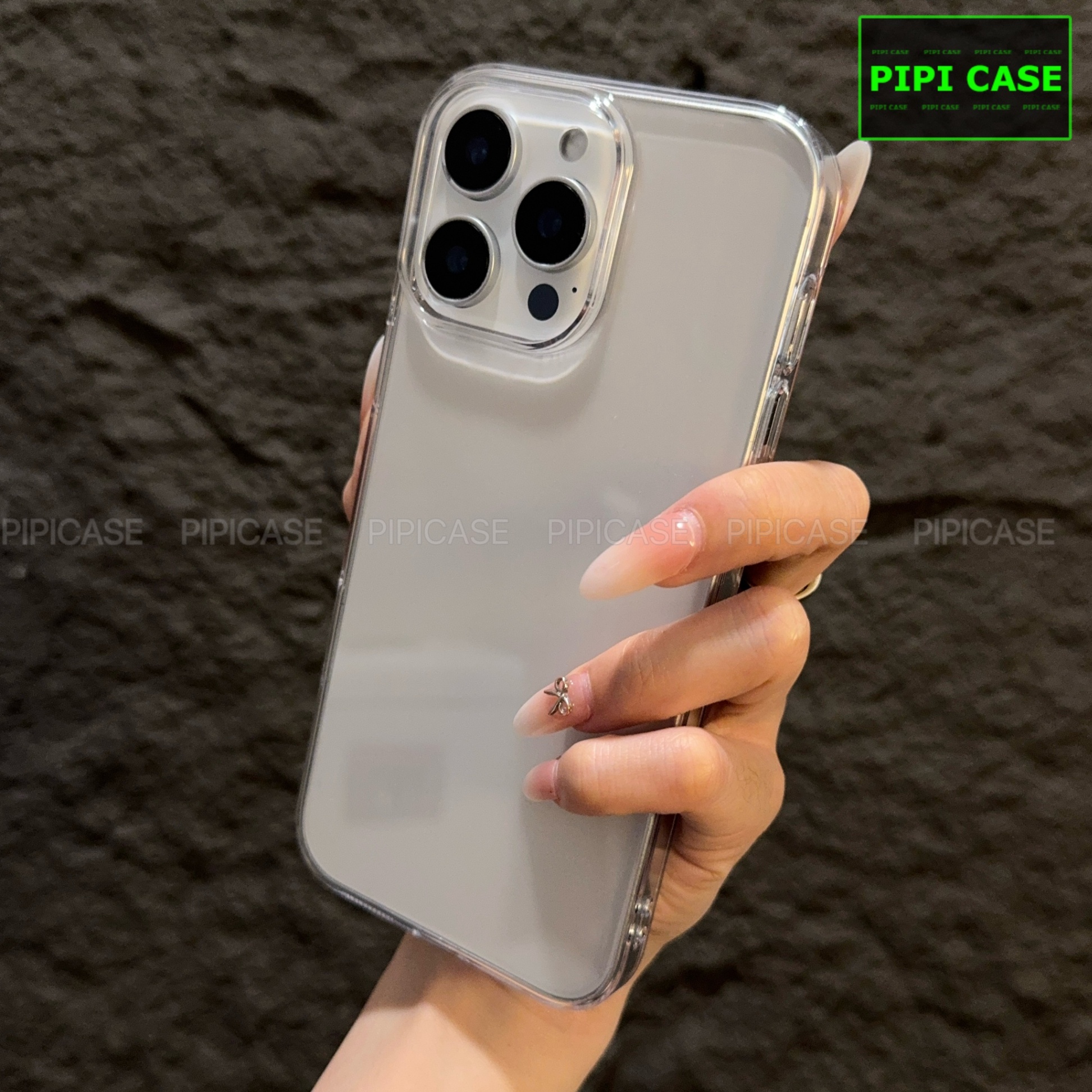 Ốp Lưng iPhone 16 Pro Max - Vic - Trắng