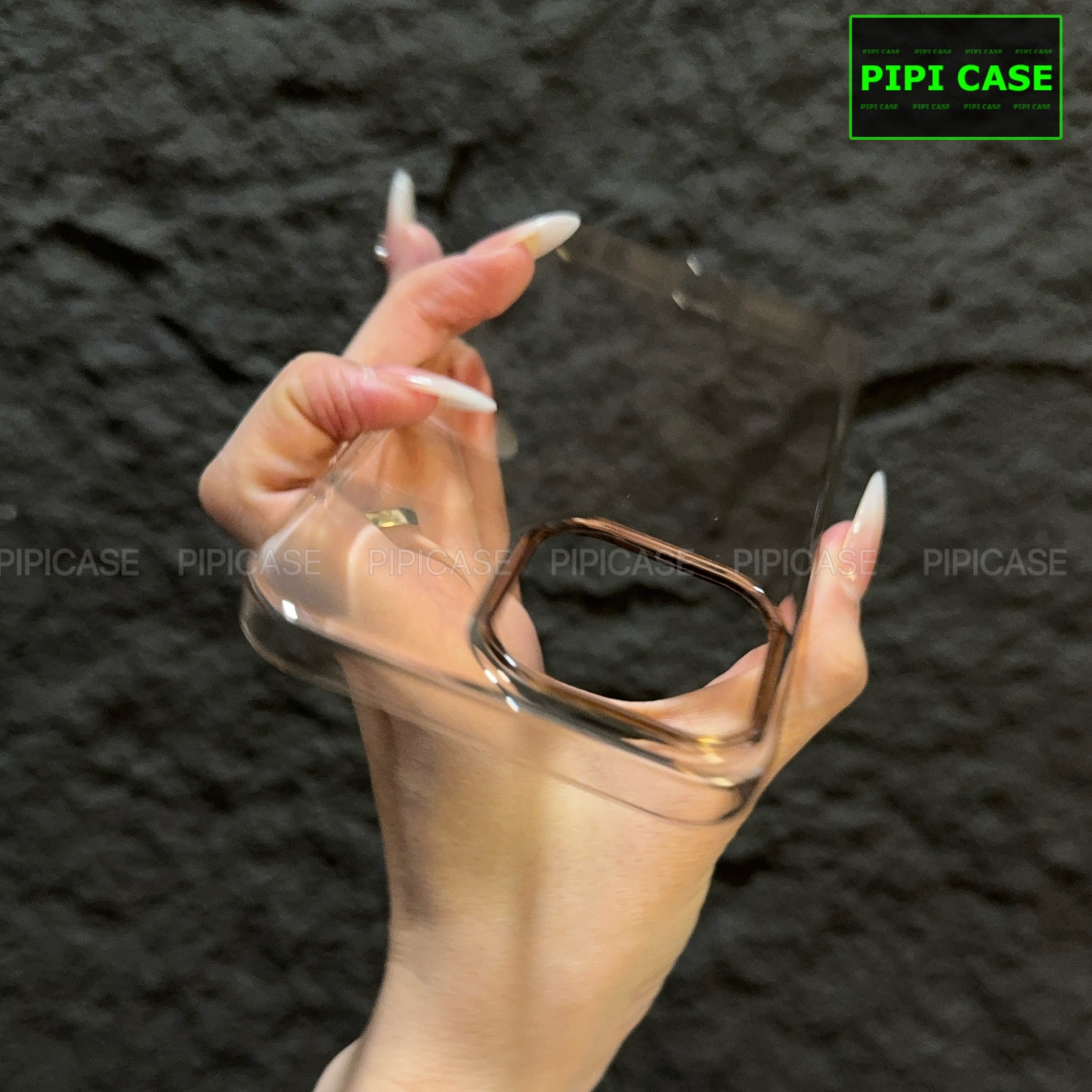 Ốp Lưng iPhone 14 Pro Max - Vic - Hồng