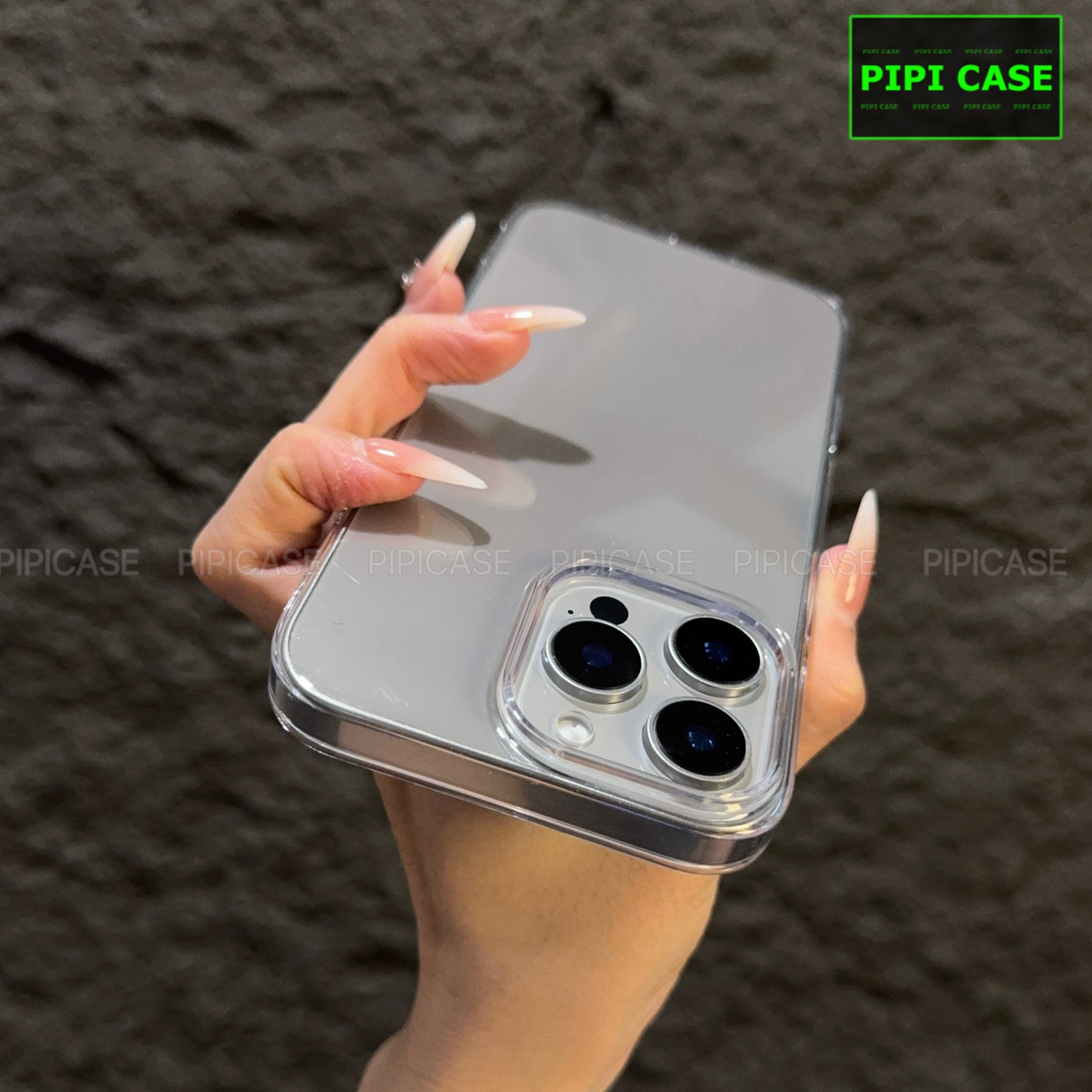 Ốp Lưng iPhone 16 Pro Max - Vic - Trắng