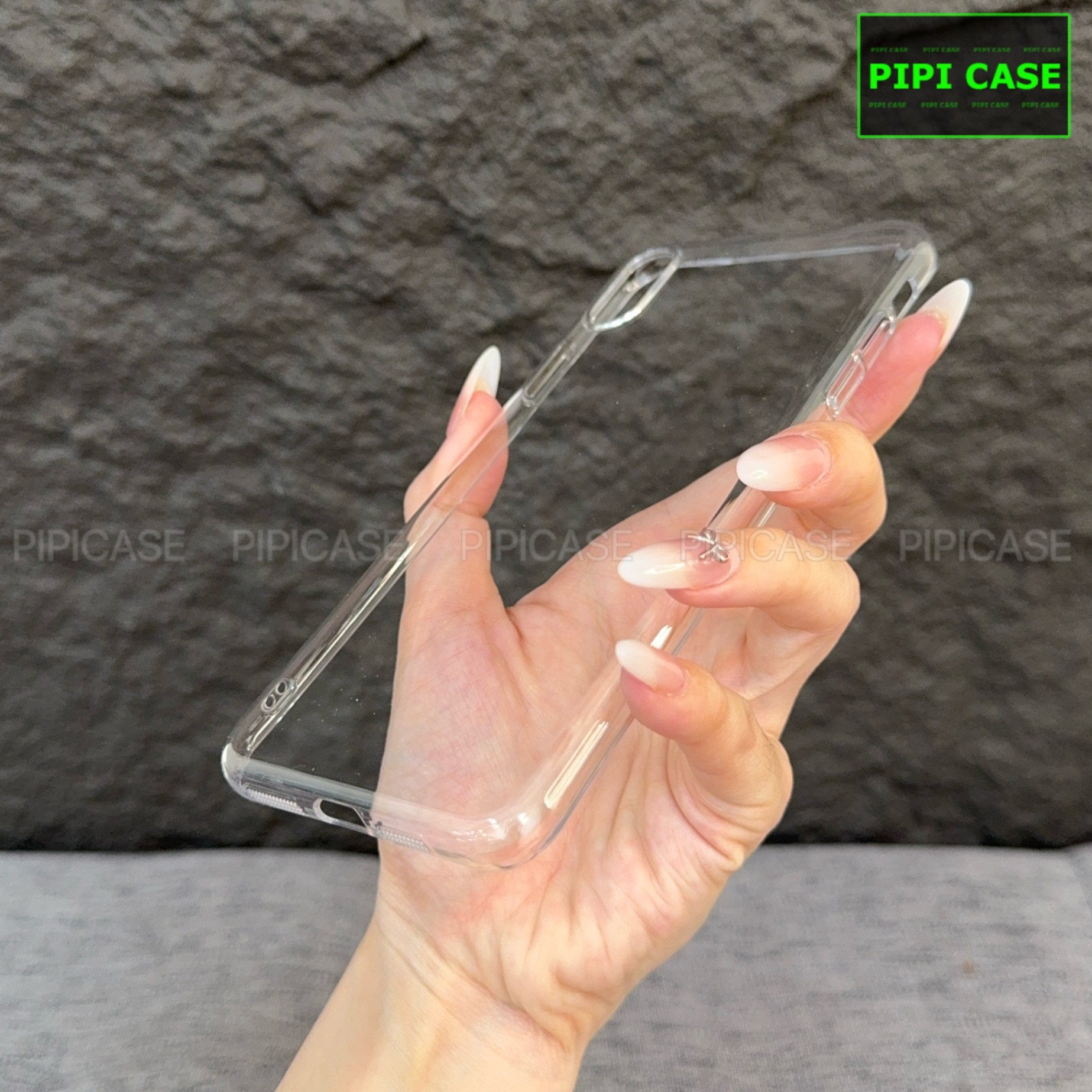 Ốp Lưng iPhone XR - Vic - Trắng