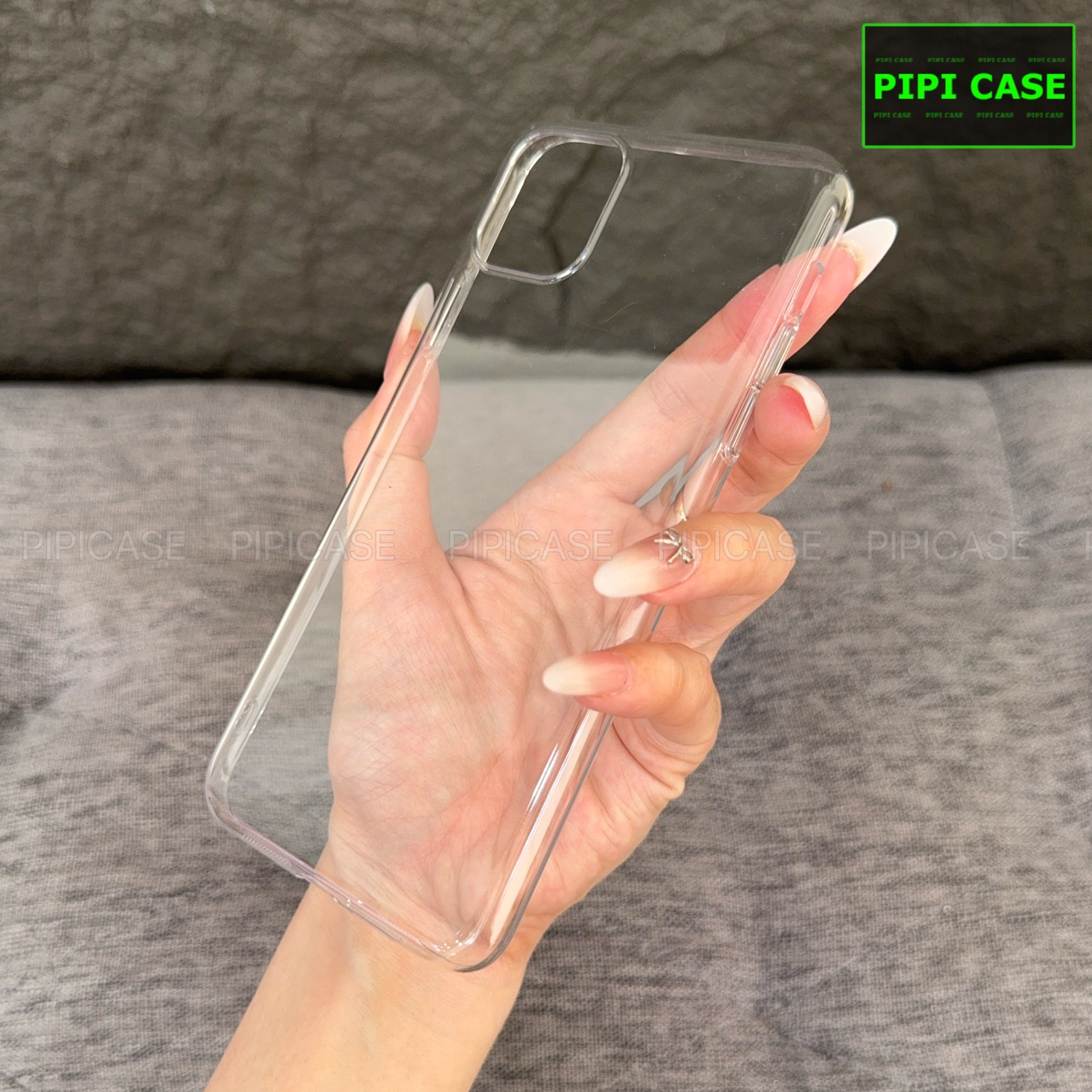 Ốp Lưng iPhone 11 Pro Max - Vic - Trắng