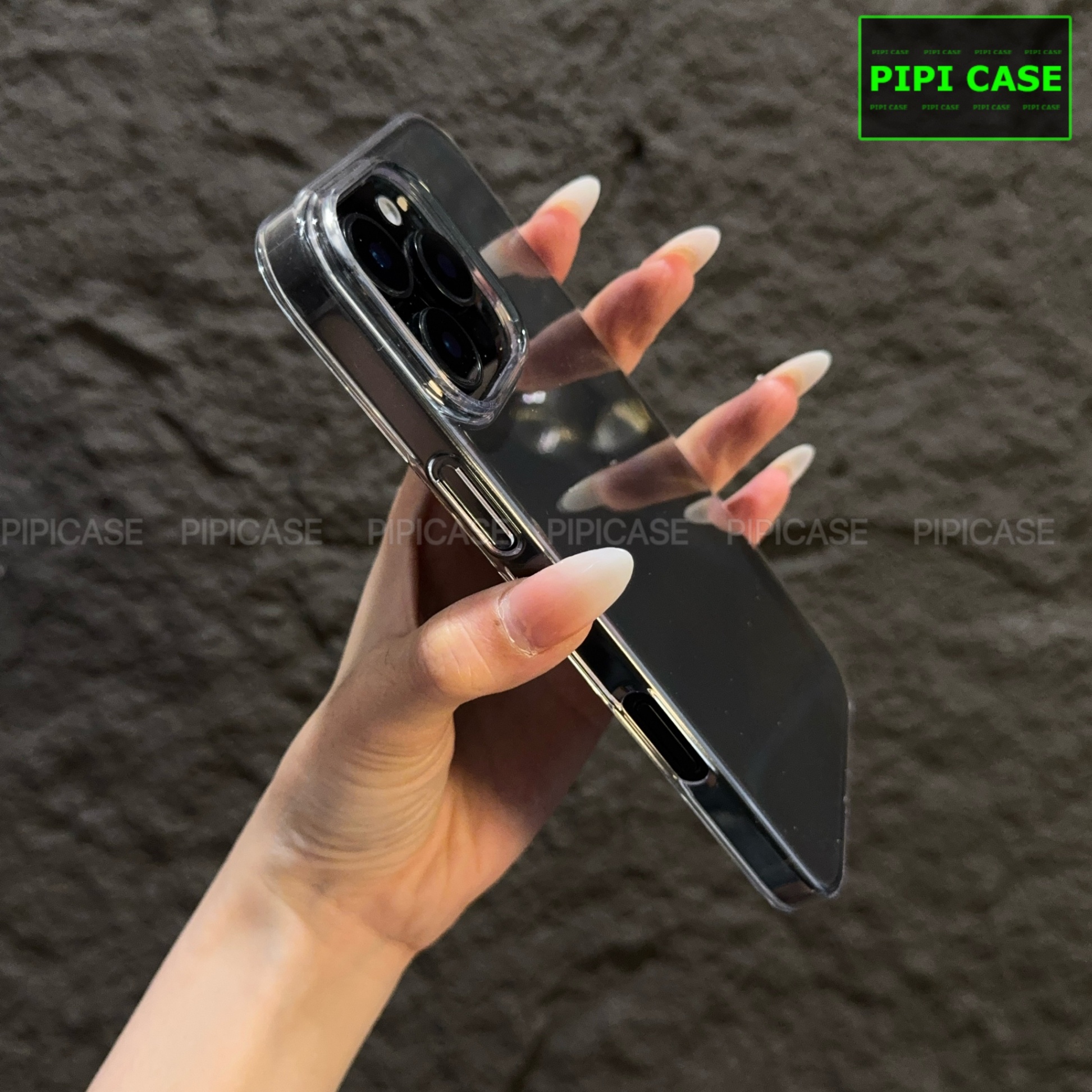 Ốp Lưng iPhone 16 Pro Max - Vic - Trắng