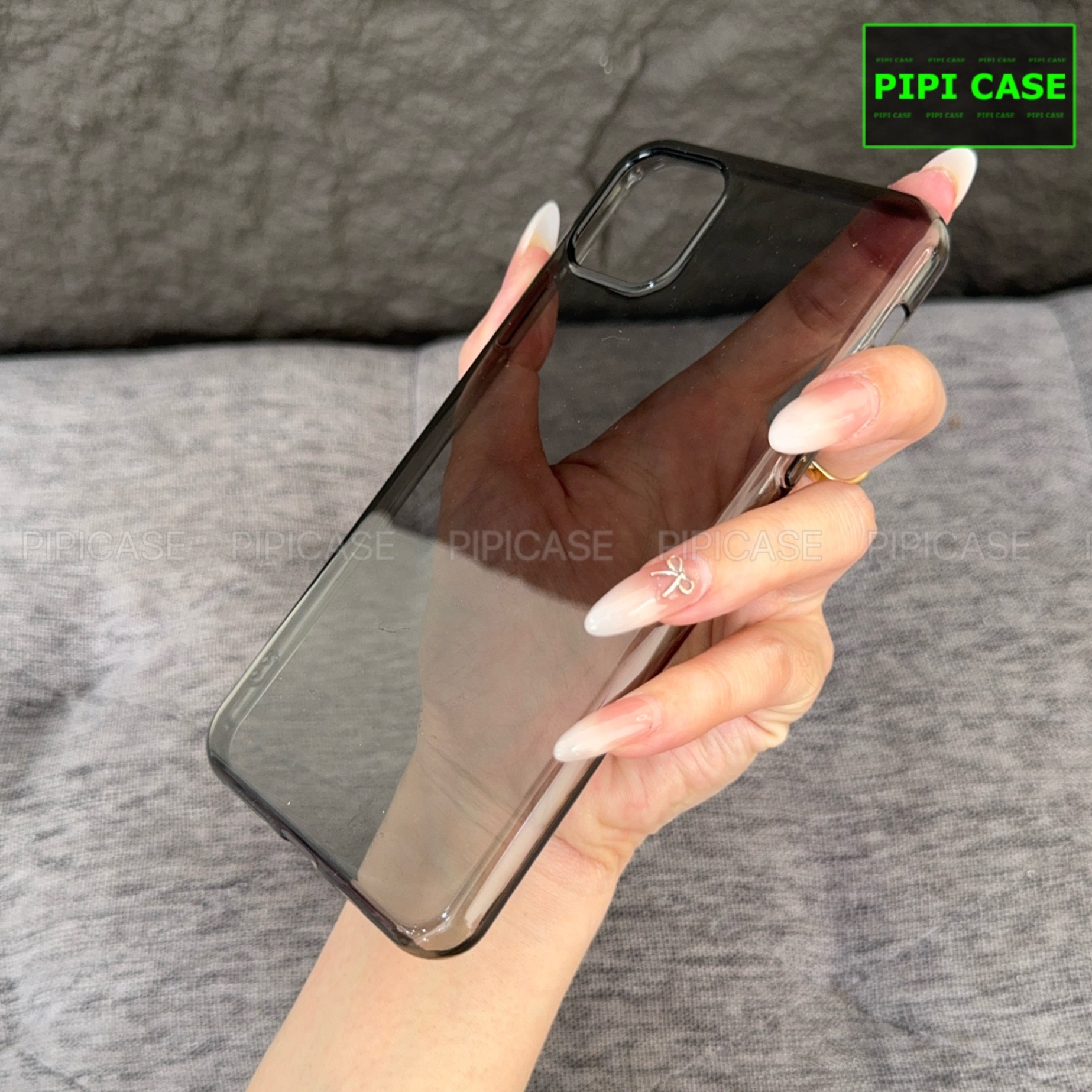 Ốp Lưng iPhone 11 Pro Max - Vic - Đen