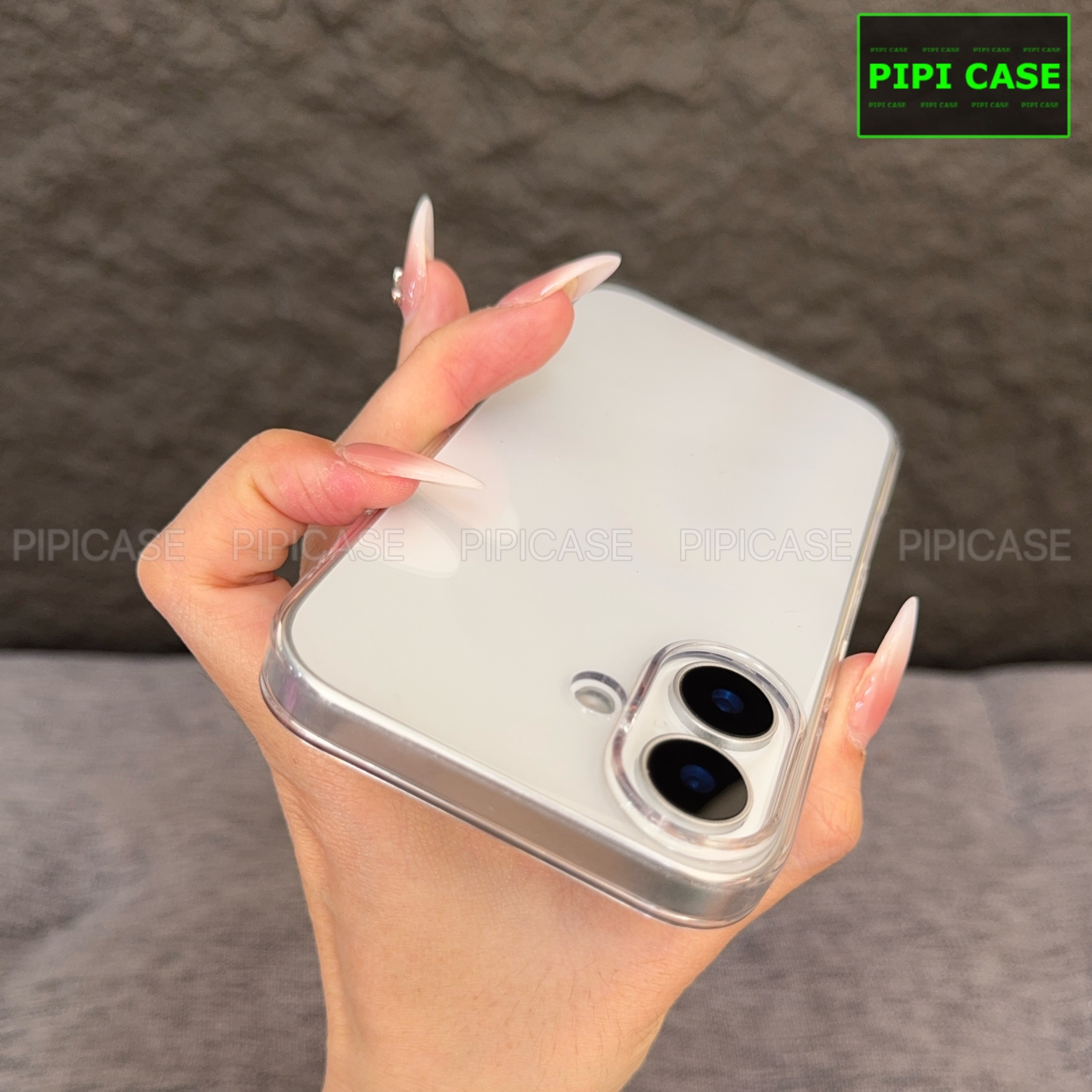 Ốp Lưng iPhone 16 - Vic - Trắng