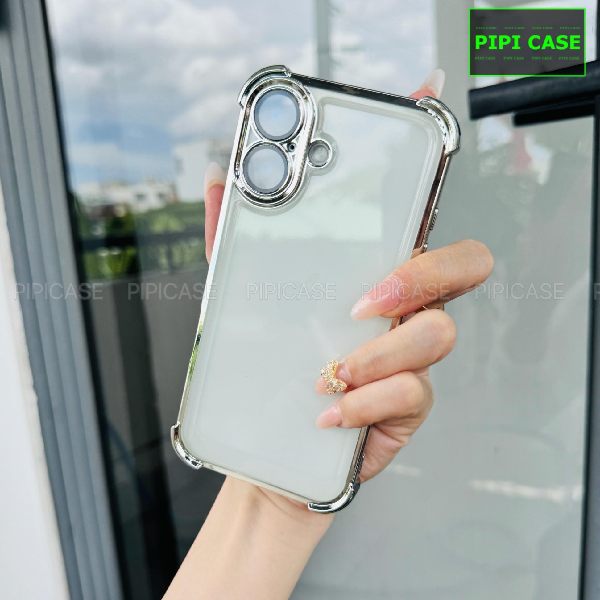 Ốp Lưng iPhone 16 - Gu - Bạc