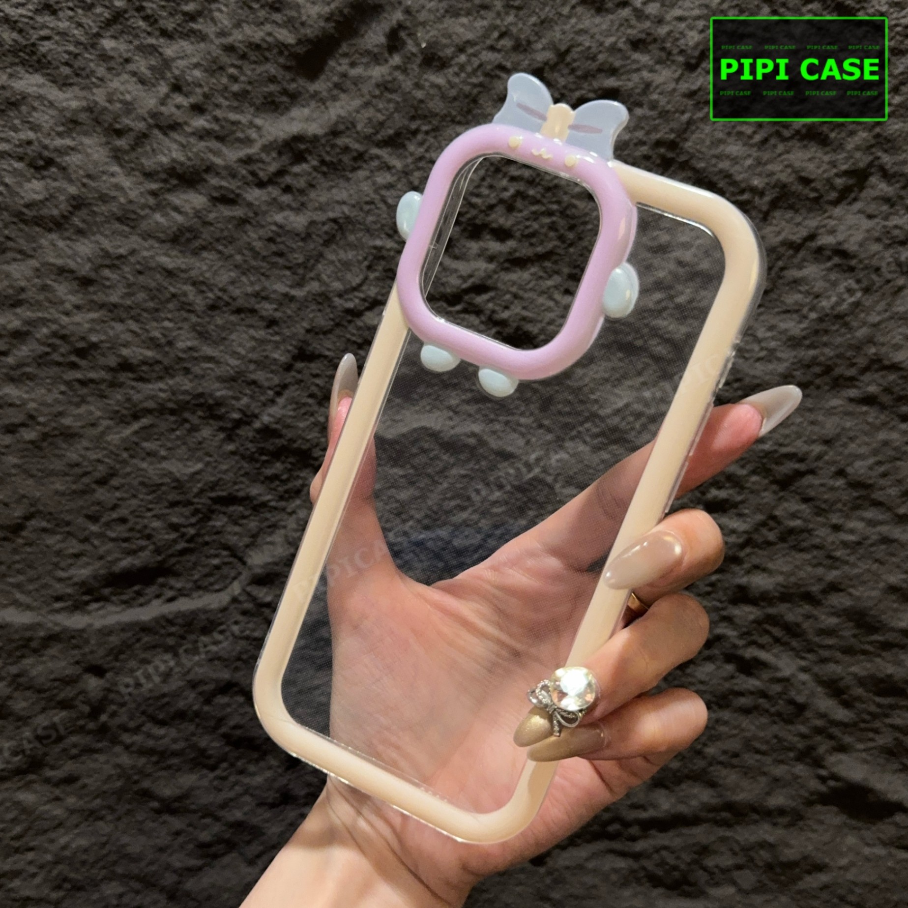 Ốp Lưng iPhone 15 - Chic Cute - Vàng