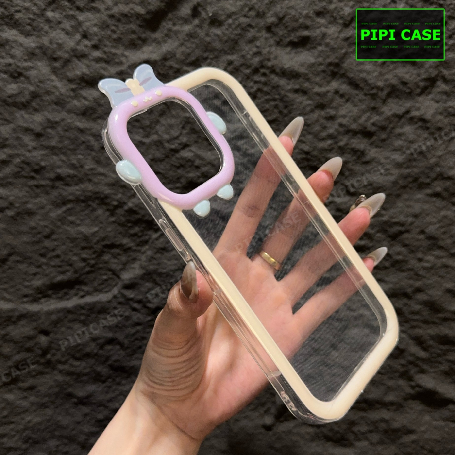 Ốp Lưng iPhone 14 Pro - Chic Cute - Vàng