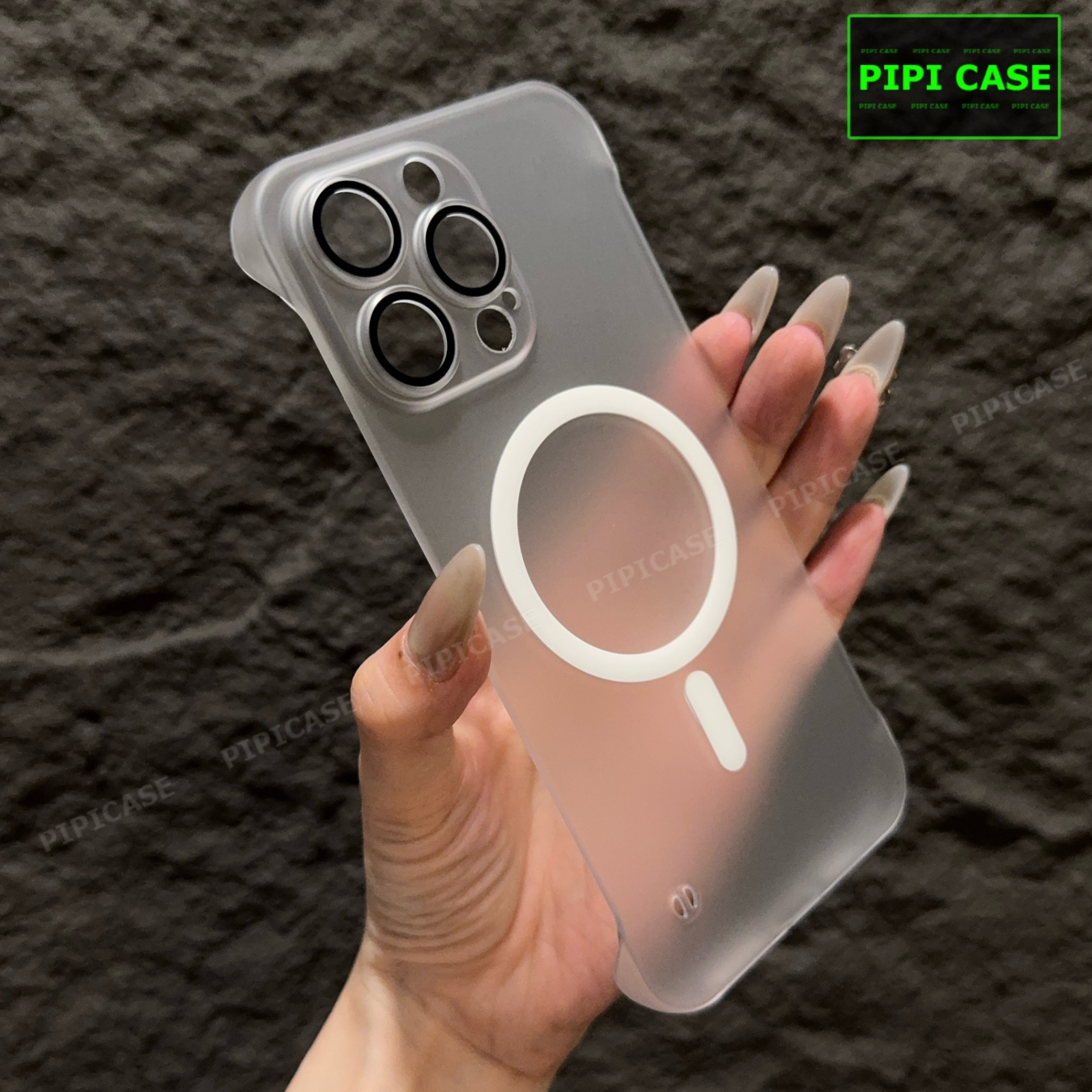 Ốp Lưng iPhone 15 Pro - Chicky - Trắng