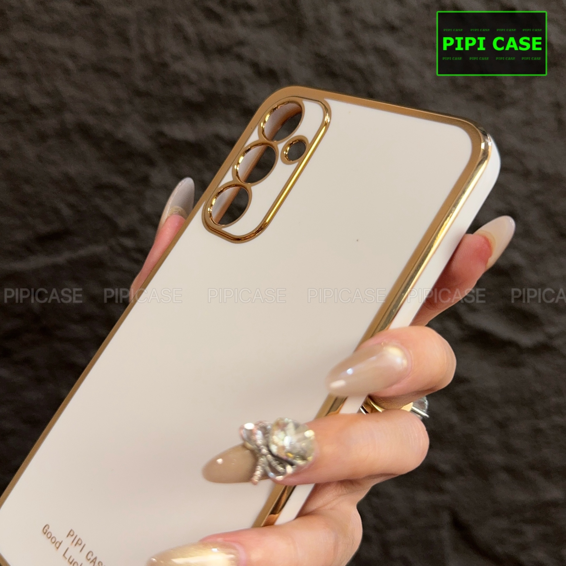 Ốp Lưng Samsung A35 - Royal - Trắng