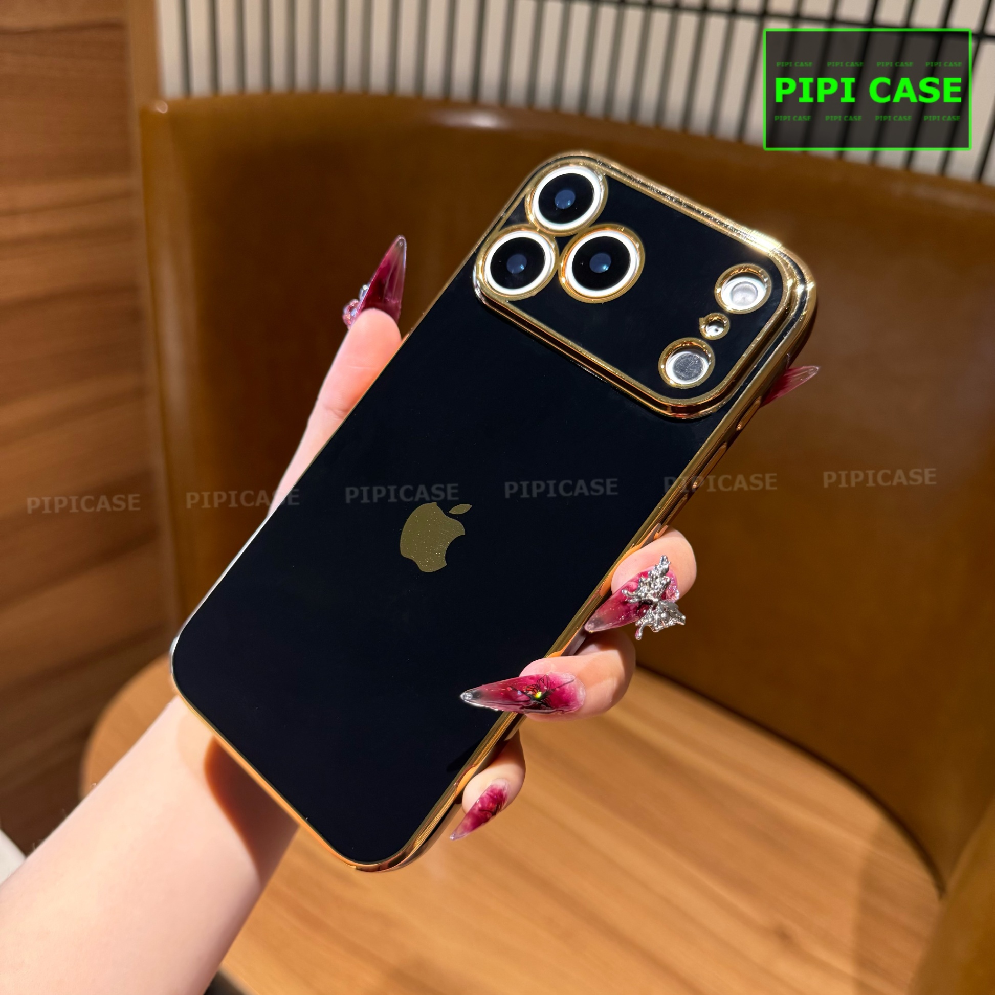 Ốp Lưng iPhone 17 Pro Max - Royal - Đen