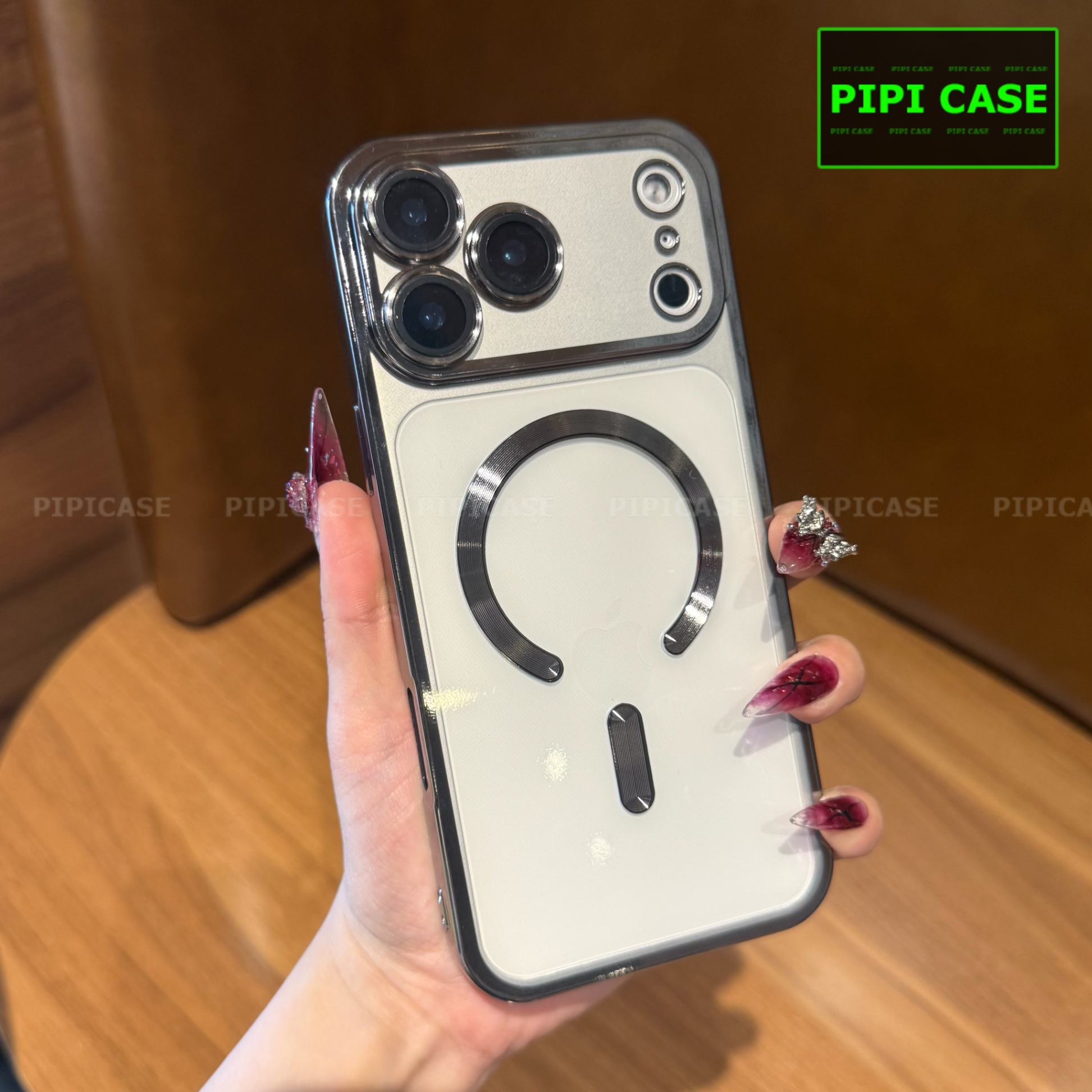 Ốp Lưng iPhone 17 Pro - VCA - TItan