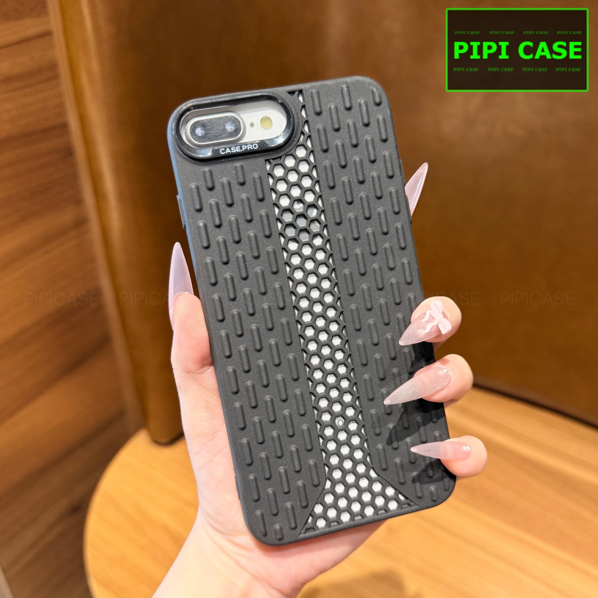 Ốp Lưng iPhone 7 Plus / 8 Plus - Ricky - Đen