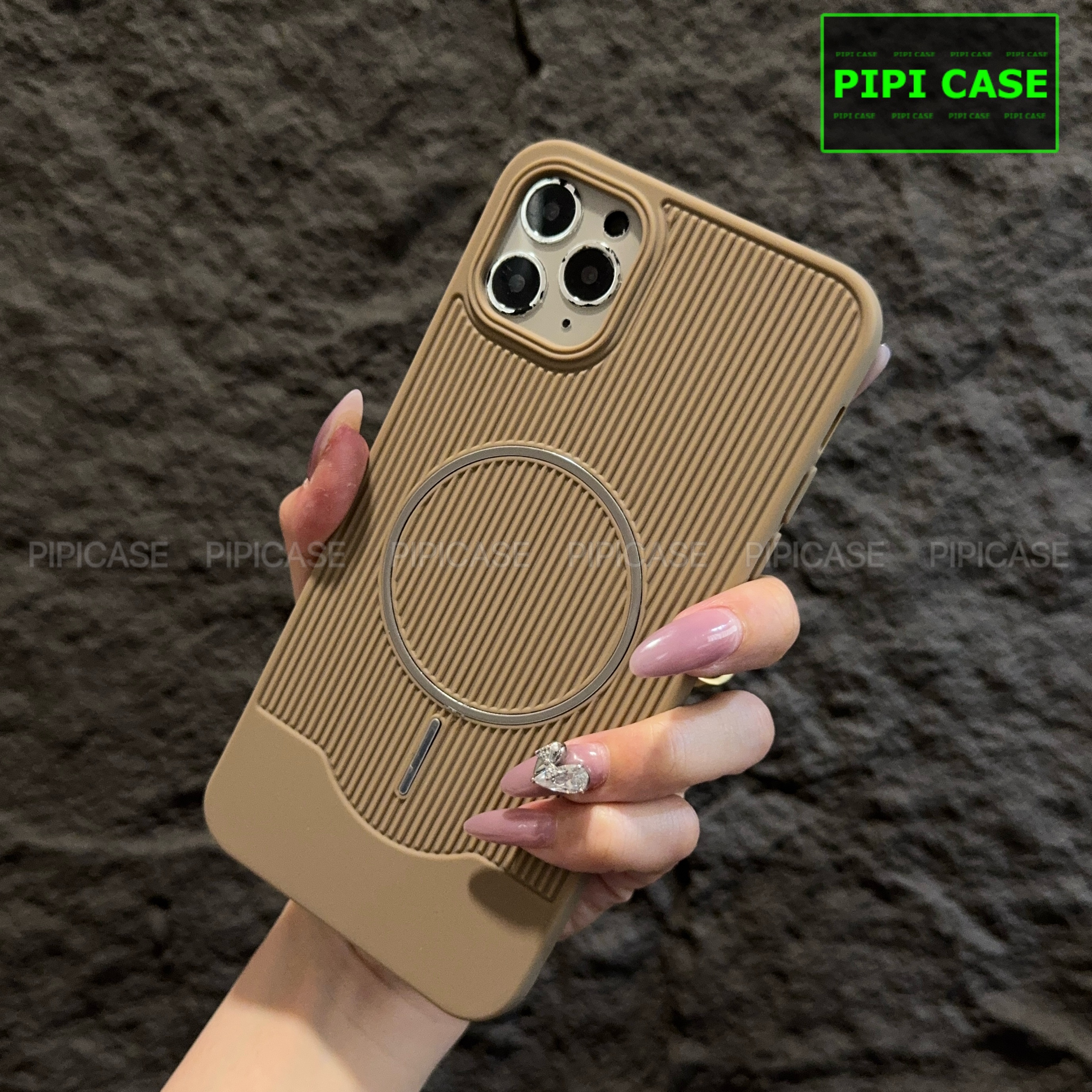 Ốp Lưng iPhone 11 Pro Max - USE - Vàng