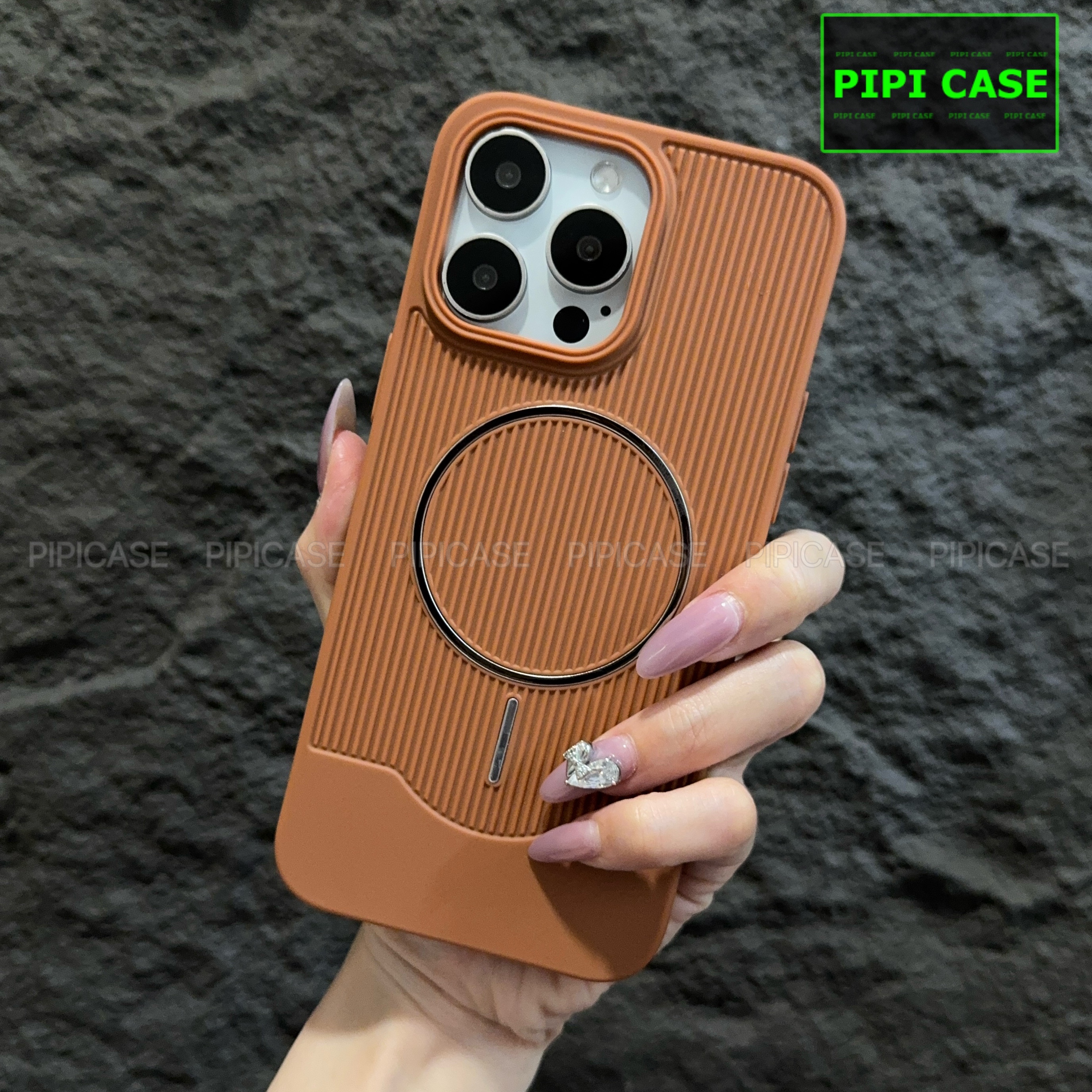 Ốp Lưng iPhone 15 Pro Max - USE - Nâu