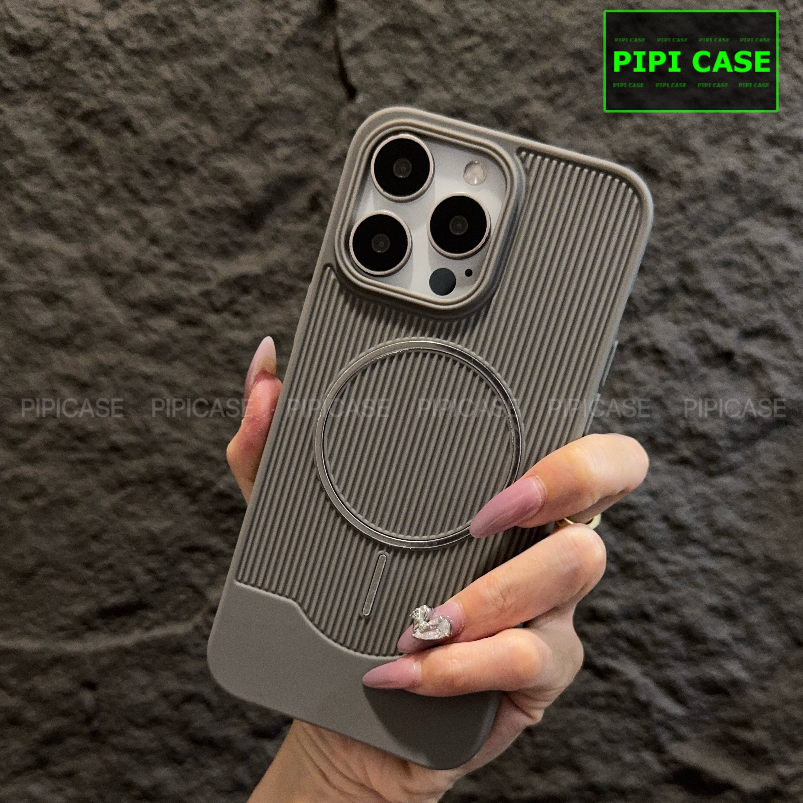 Ốp Lưng iPhone 15 Pro Max - USE - Xám