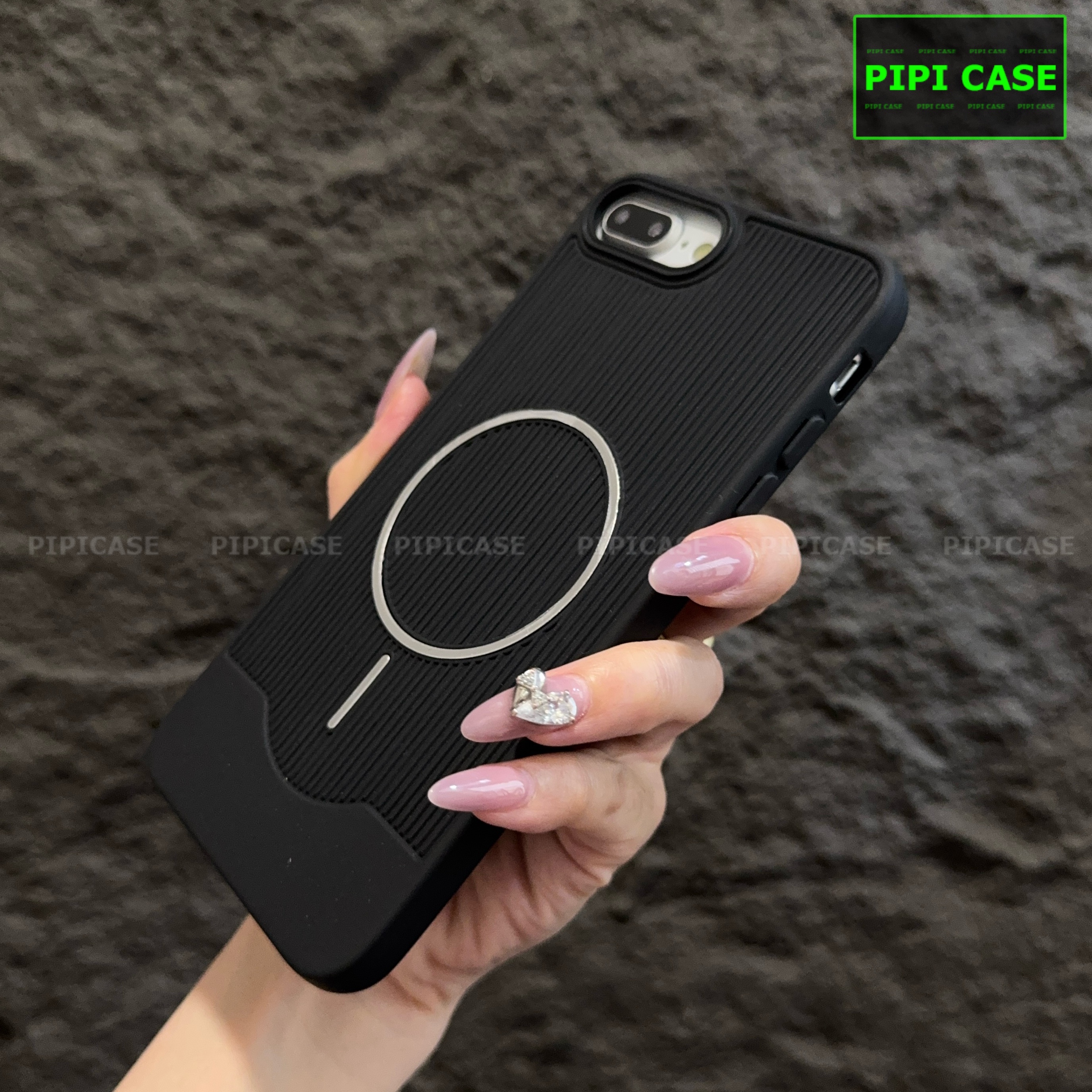 Ốp Lưng iPhone 7 Plus / 8 Plus - USE - Đen