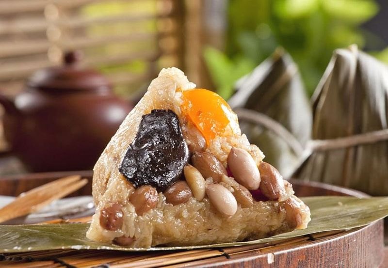  C016 Bánh ú Đài Loan (Gà) 210/g 玖德 肉粽/ 雞腿肉 210/克 1/Pcs 
