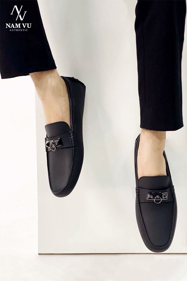 MCHM Irving logo black da sần