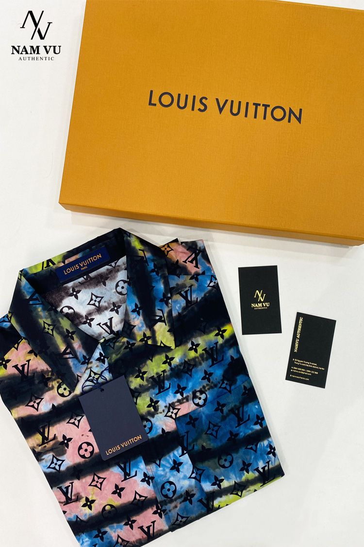 SMLV 1A9A2J Chemise à fermeture à glissière et Monogram