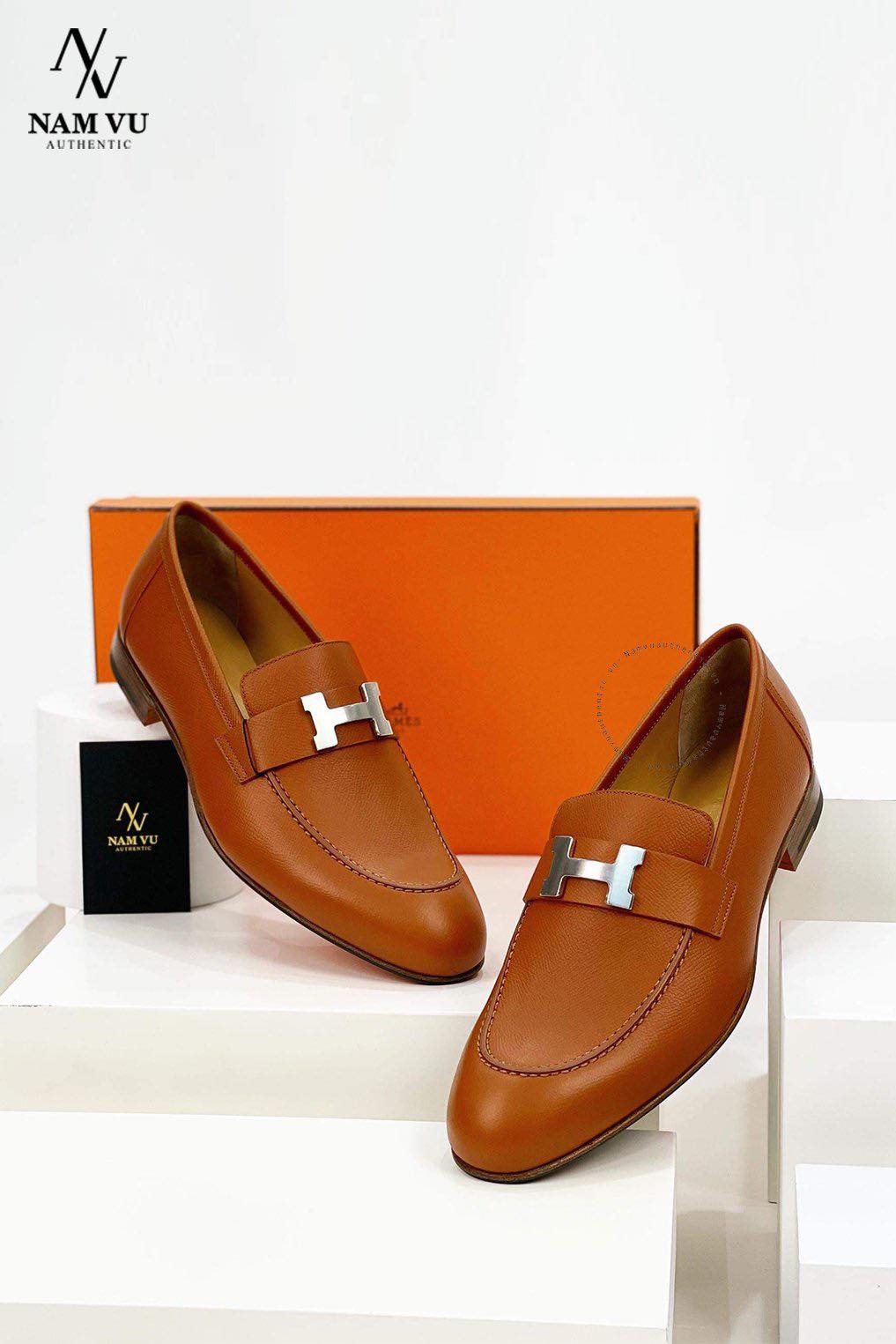 LFHM Hermes paris da gai logo silver