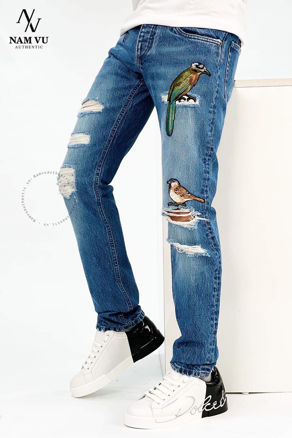 QJDG G6LBLZ G8S79 Birds rách