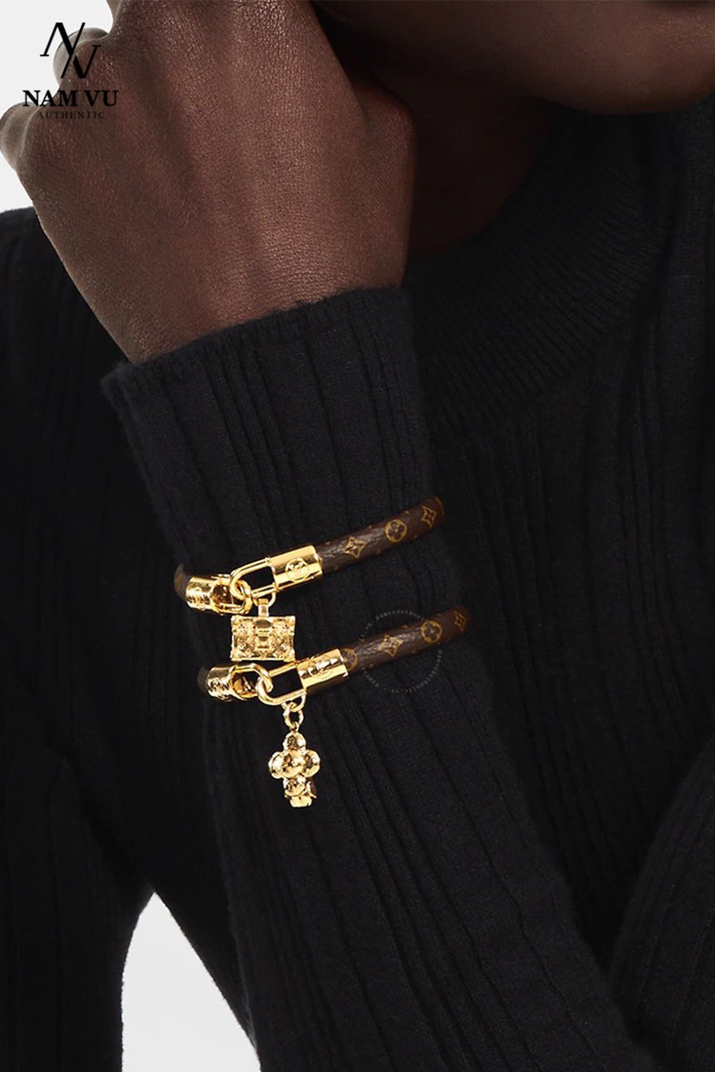 PKVLV VIVIENNE CHARM BRACELET M6773F