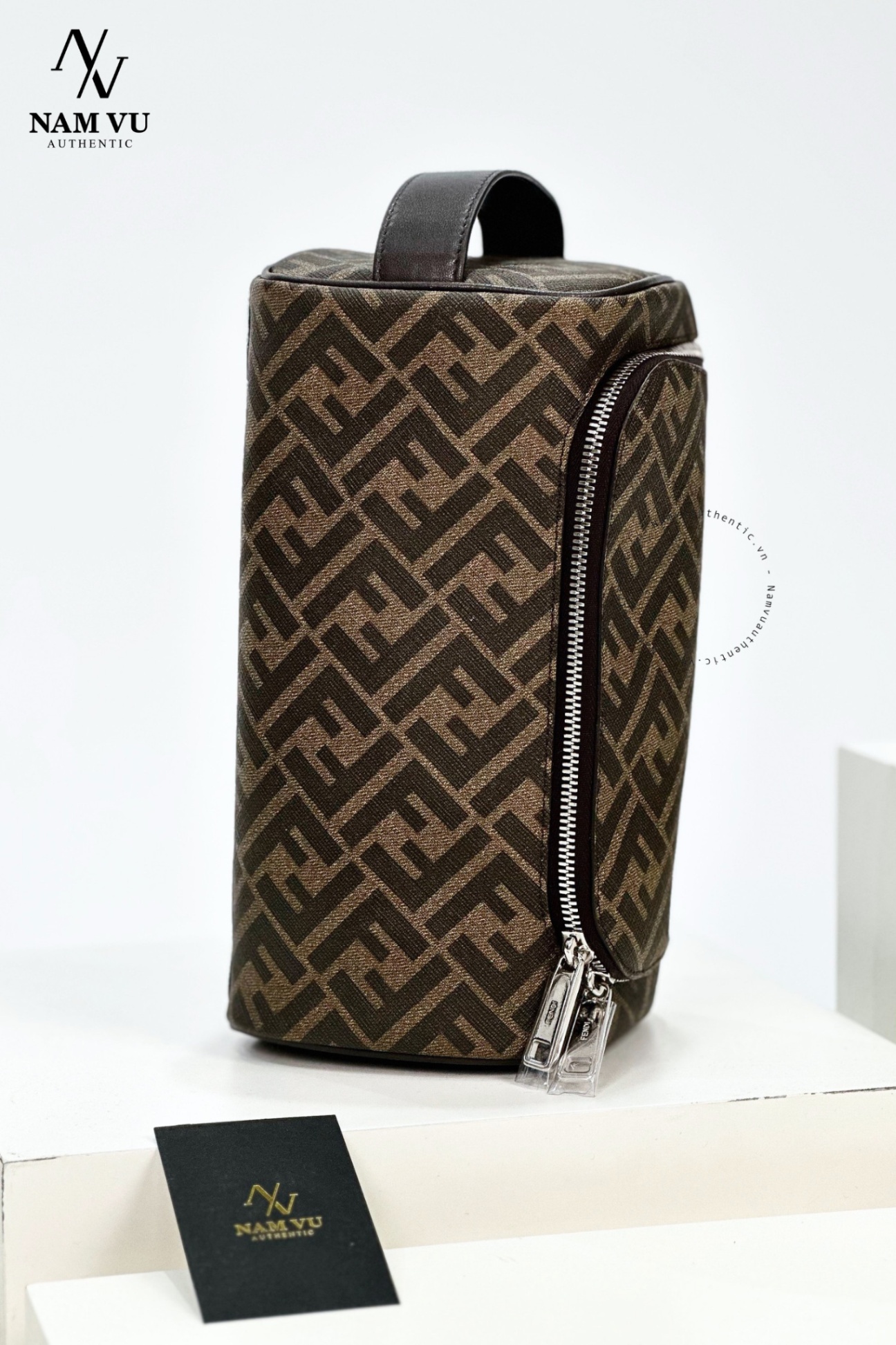 PKCFD Trousse tes 7N0121 ALE7 LOGO FENDI