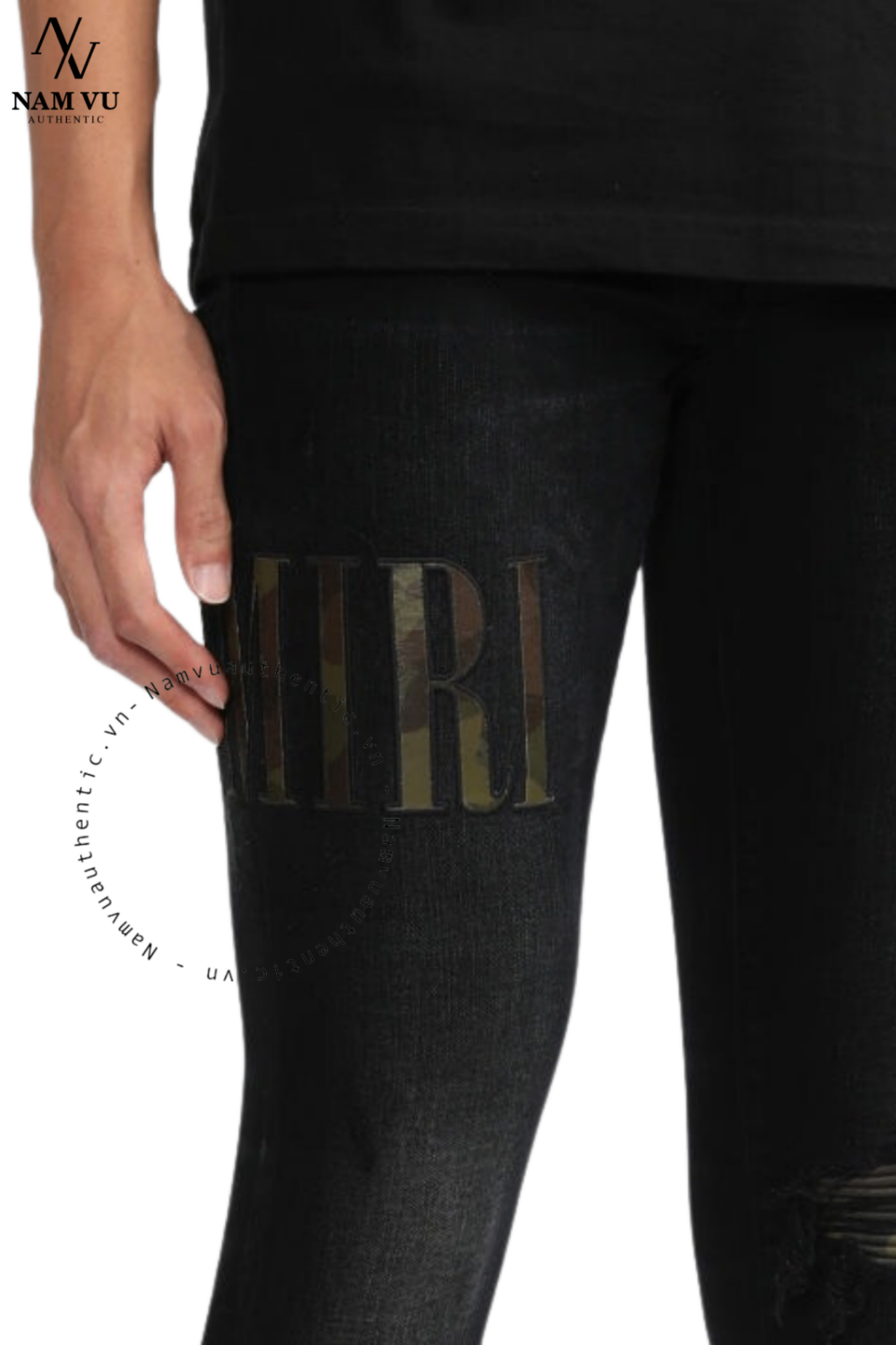 QJAMIRI core applique logo amiri camo PF22MDS010