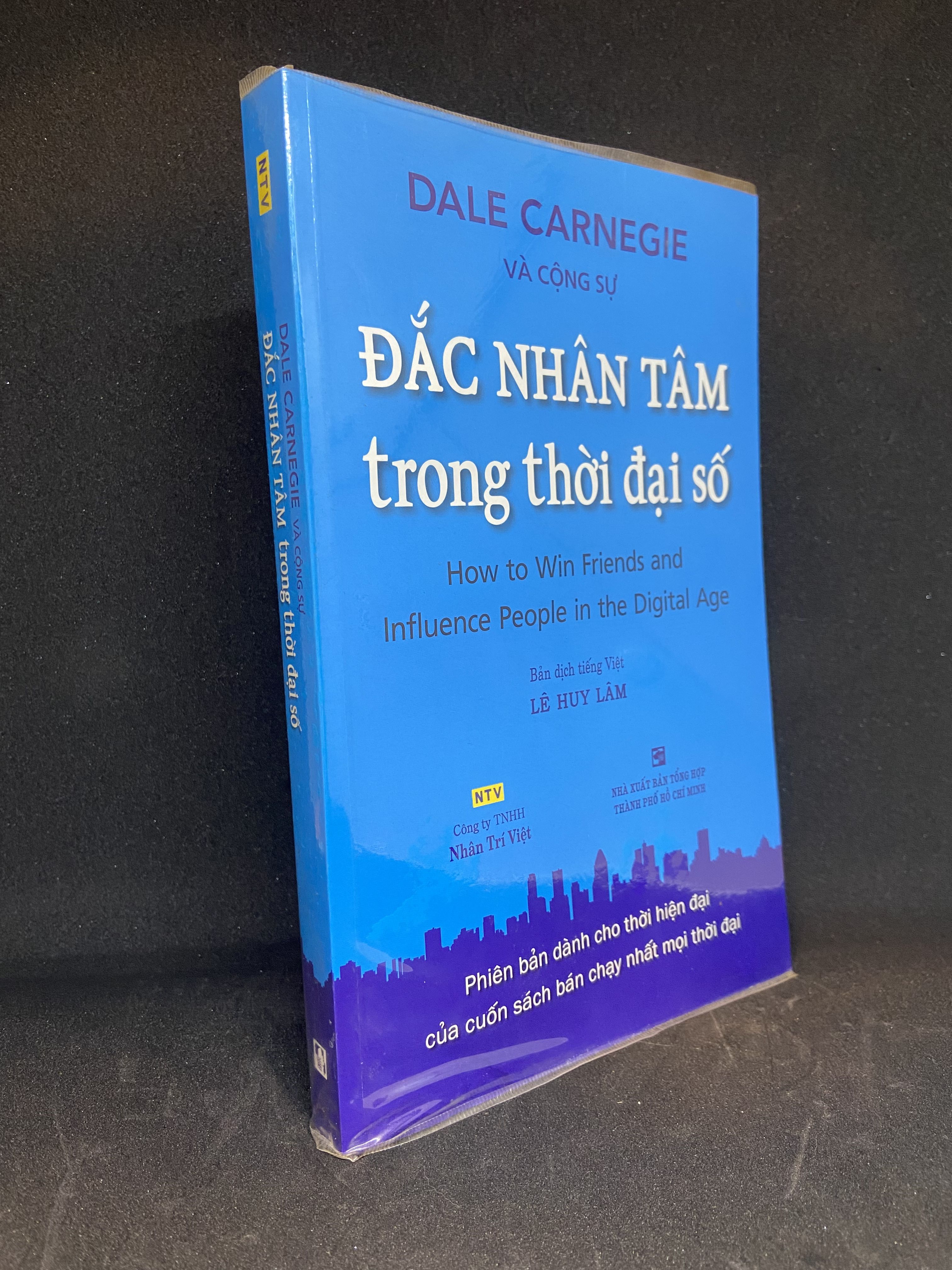 Đắc nhân tâm trong thời đại số - Dale Carnegie - Mới 90% SBM0612