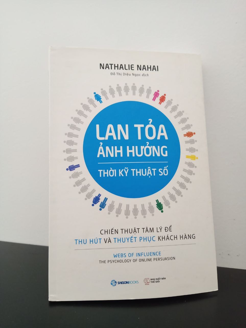 Lan Toả Ảnh Hưởng Thời Kỹ Thuật Số Nathalie Nahai New 95% HCM.ASB2302