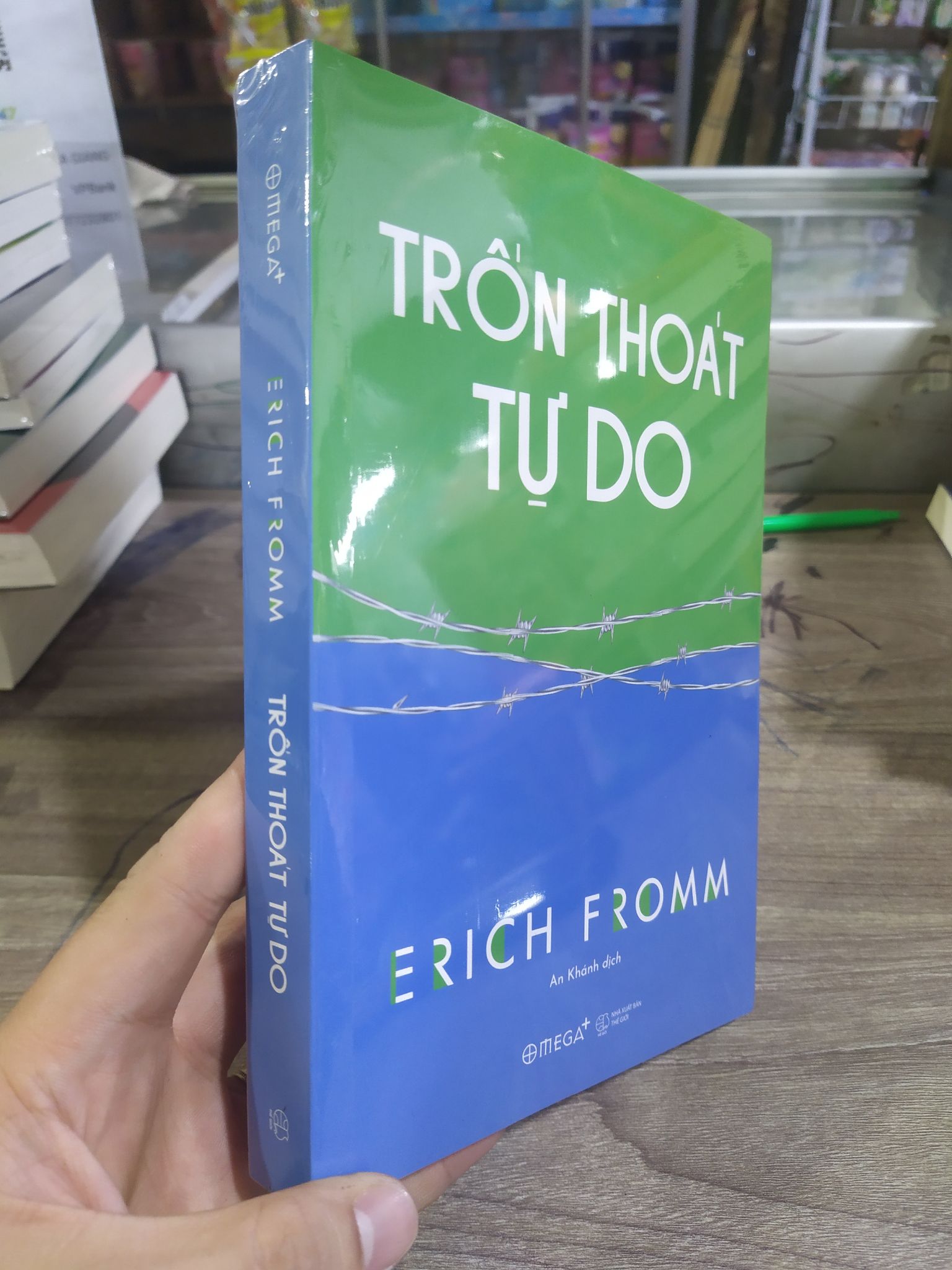 Trốn thoát tự do mới 100% HPB.HCM0504