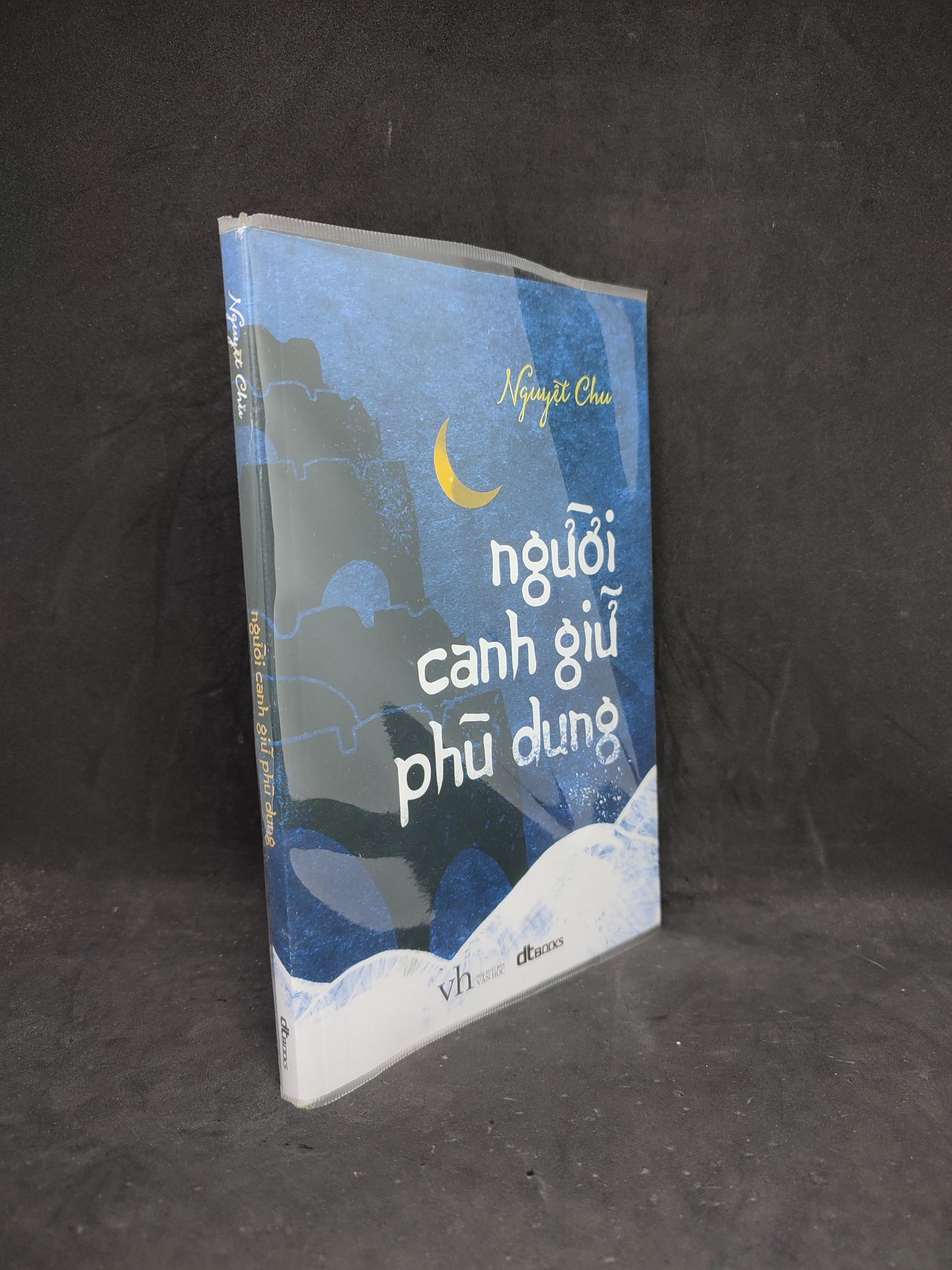 Người canh giữ phù dung mới 90% HPB.HCM1404