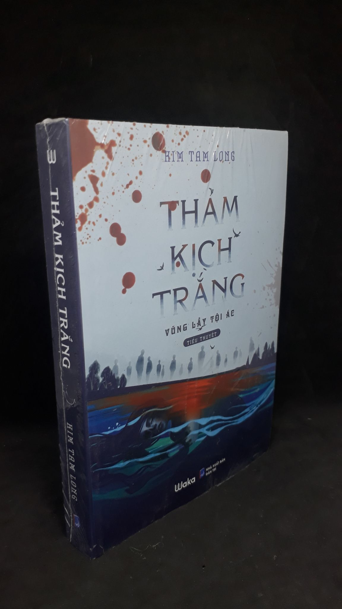 Thảm kịch trắng - Kim Tam Long new 90% HCM.ASB0706