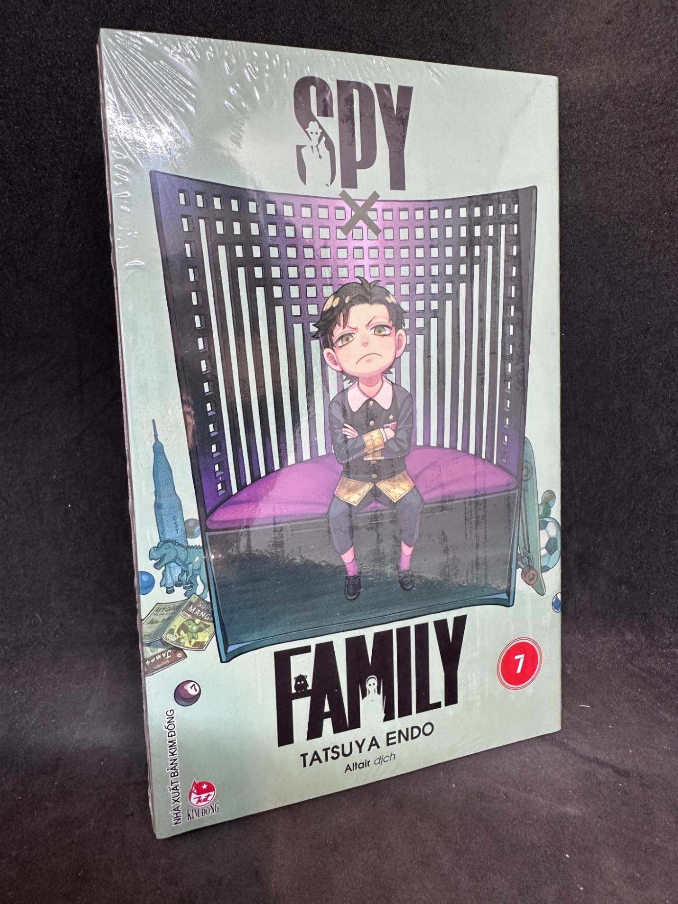 Spy x family, tập 7 (bản in đầu, Tặng Kèm Standee PVC). Mới 100% nguyên seal SBM2508