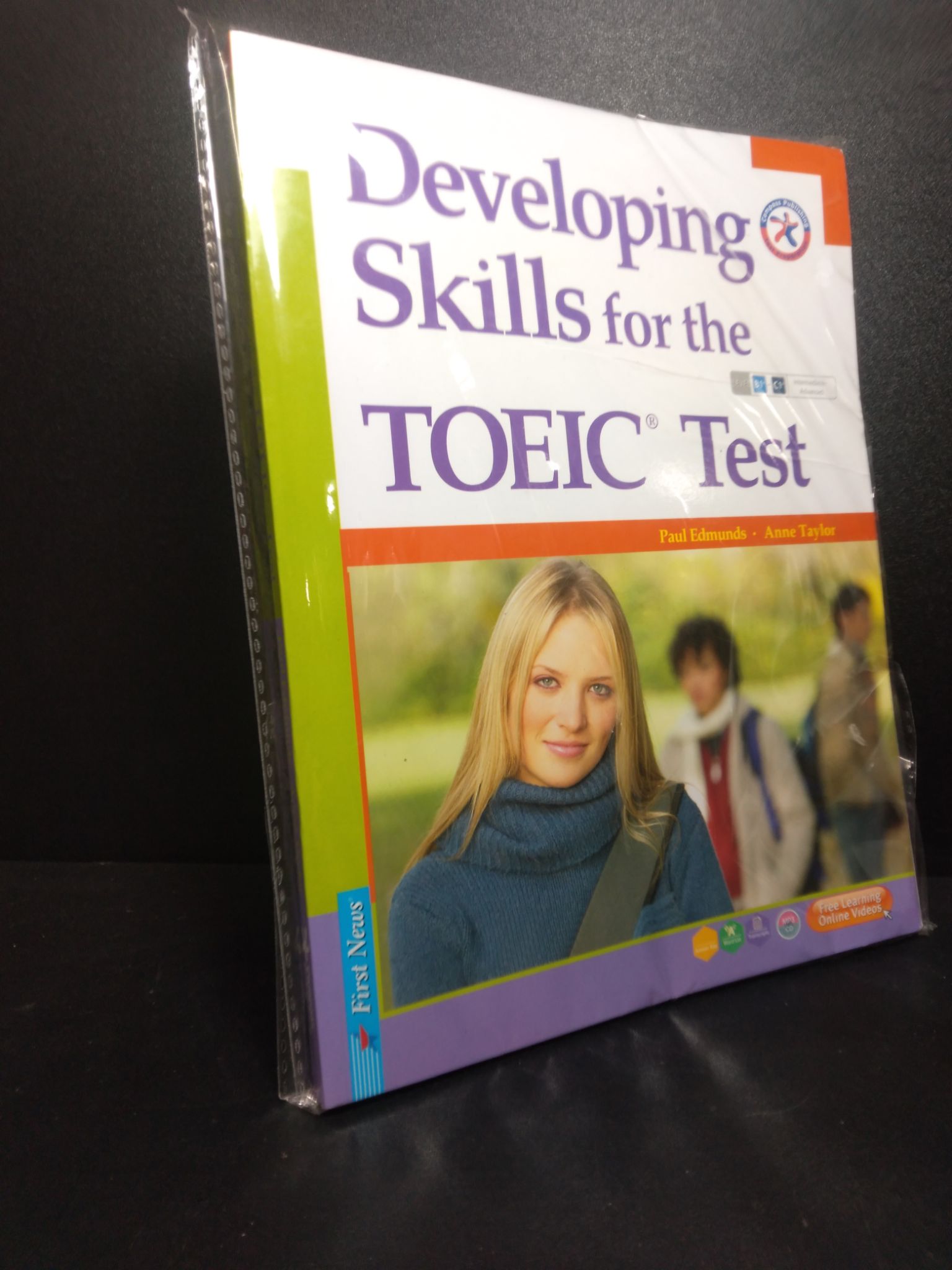 Developing skills for the toeic test mới 95% bẩn nhẹ có kèm CD HPB.HCM1110