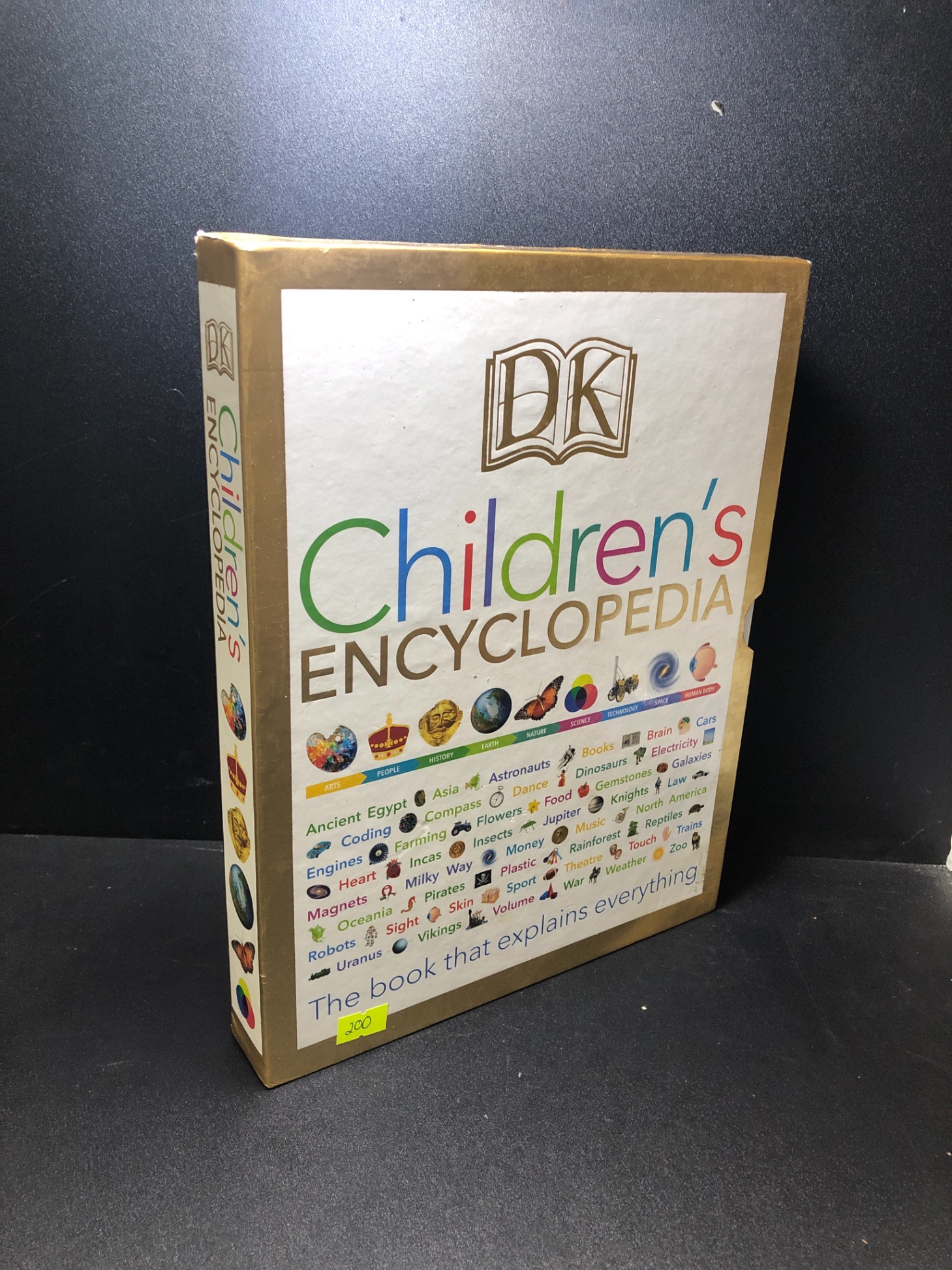 Children's Encyclopedia mới 75% bìa cứng ố , bẩn , ẩm HCM0411