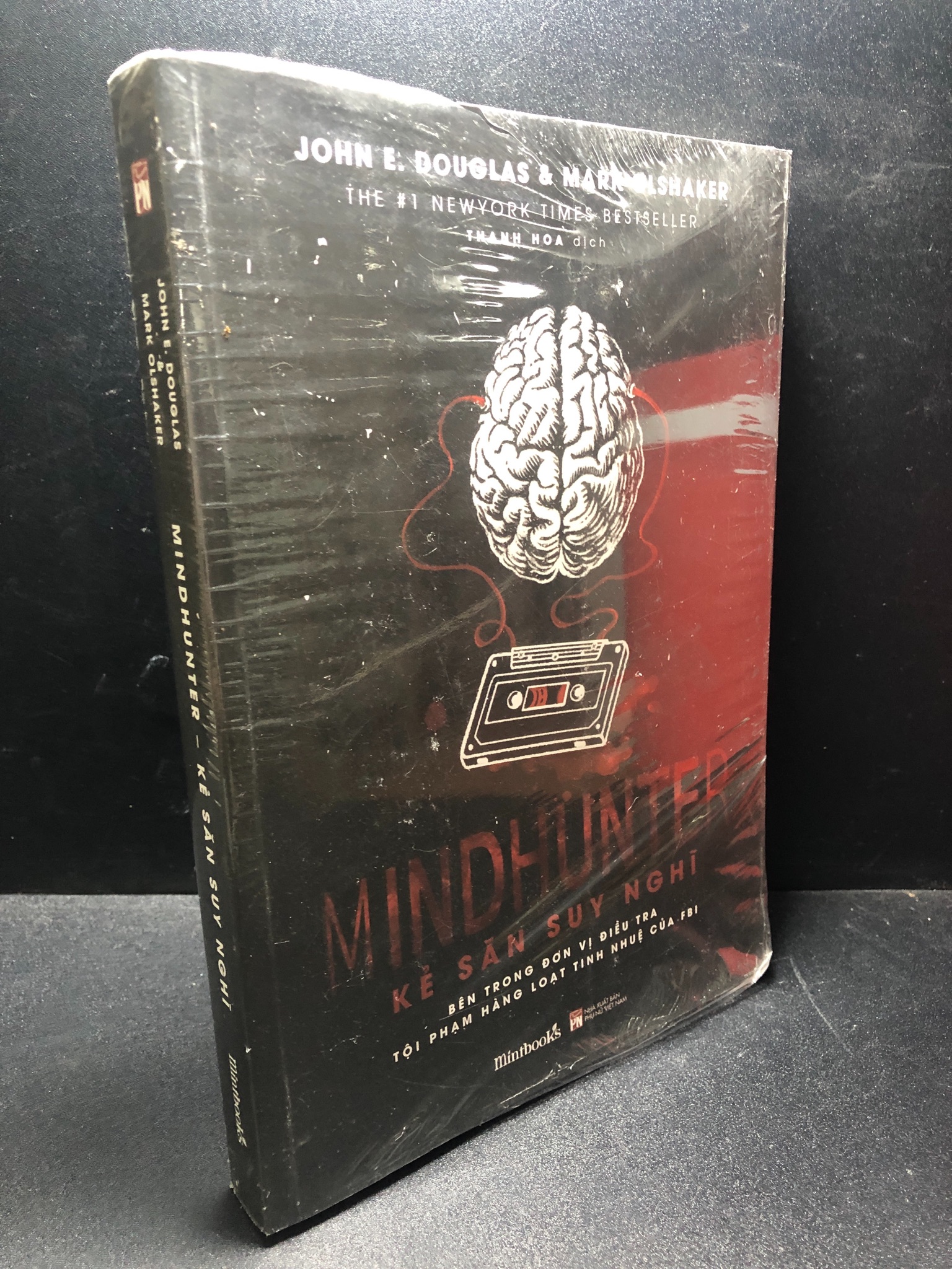 Mindhunter - Kẻ săn suy nghĩ John E. Douglas & Mark Olshaker mới 90% HCM1111