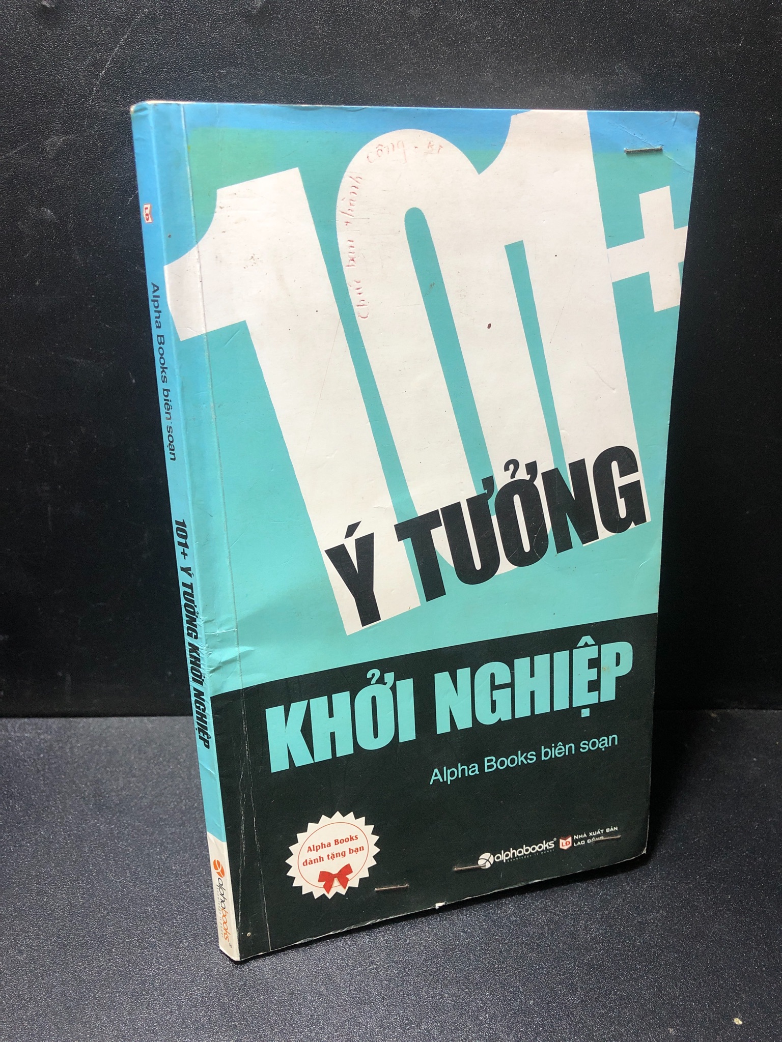 101 ý tưởng khởi nghiệp 2015 new 80% (bẩn bìa, có chữ ký, mộc đỏ, chữ viết trang cuối) HCM.TN1511