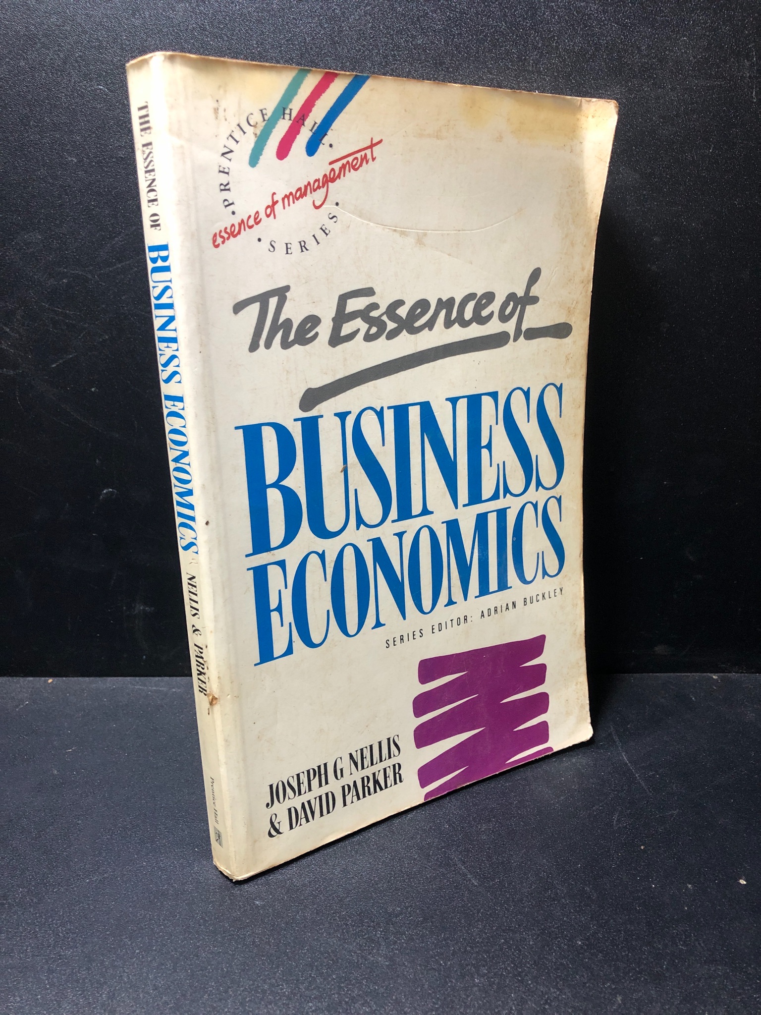 The essence of business economics mới 70% có mộc đỏ và viết đầu sách HCM1611