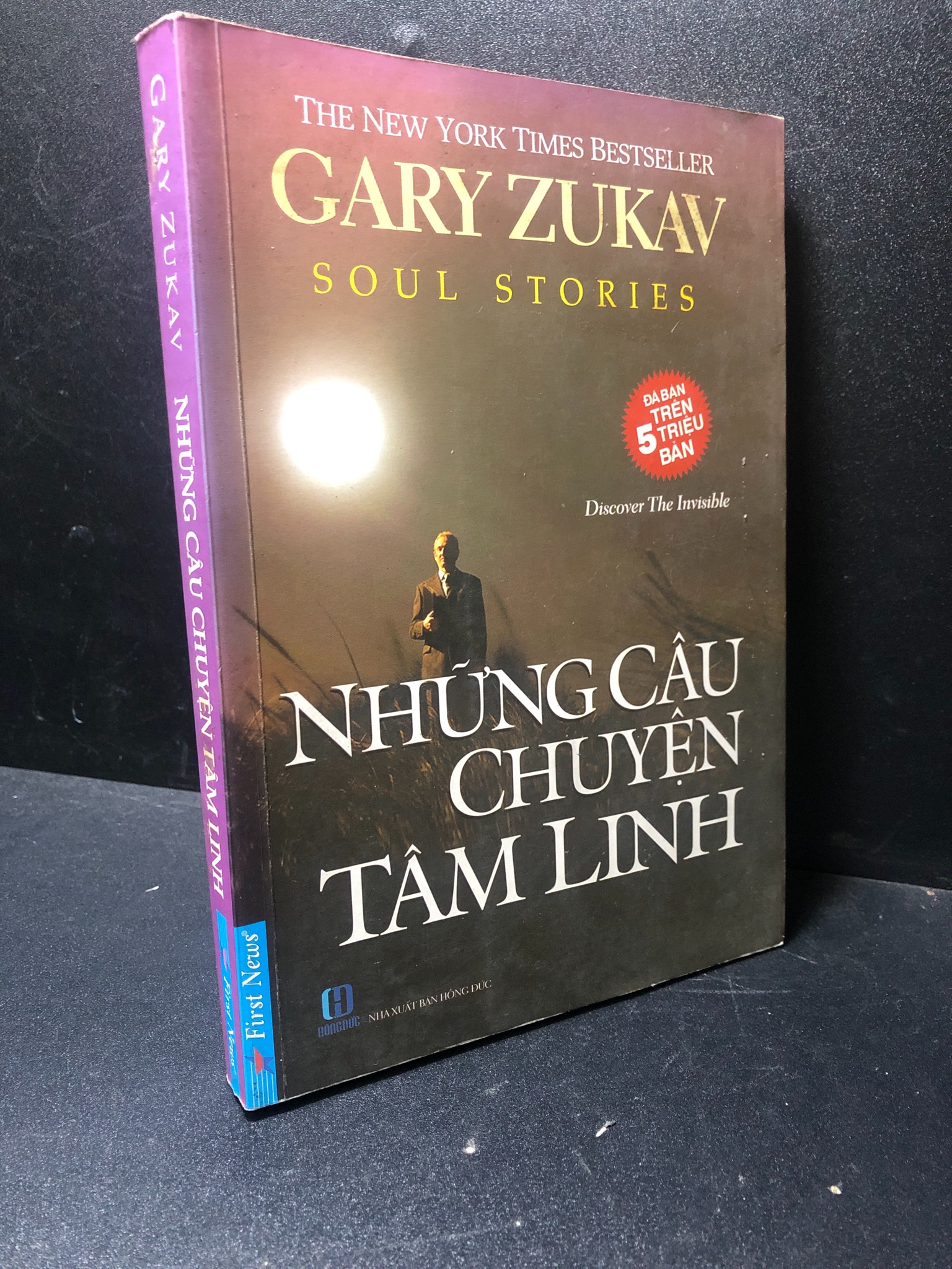 Những câu chuyện tâm linh Gary Zukav năm 2011 mới 70% ố có ký tên ở đầu sách HPB.HCM2311