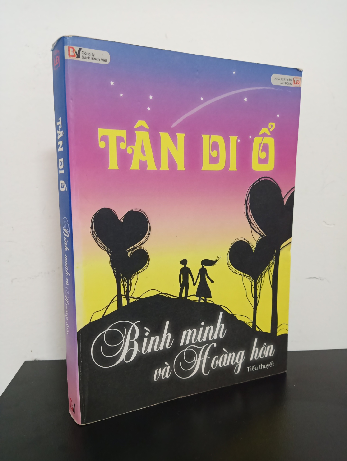 Bình Minh và Hoàng Hôn - Tân Di Ổ New 90% HCM.ASB2112