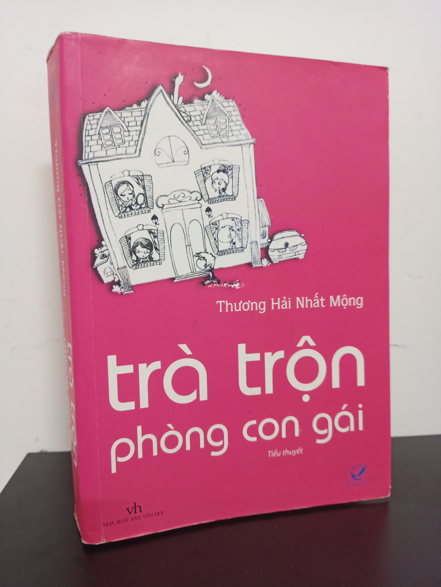 Trà Trộn Phòng Con Gái - Thương Hải Nhất Mộng New 90% HCM.ASB2112