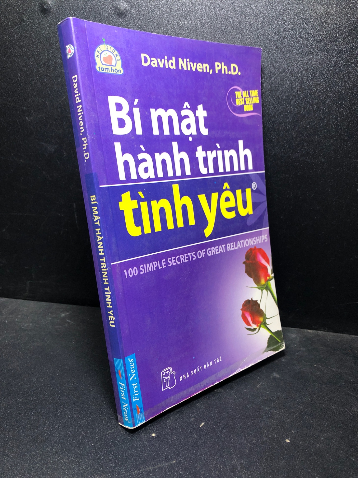 Bí mật hành trình tình yêu 2012 David Niven mới 85% dấu mộc (khoa học đời sống , tình yêu) HPB.HCM1201