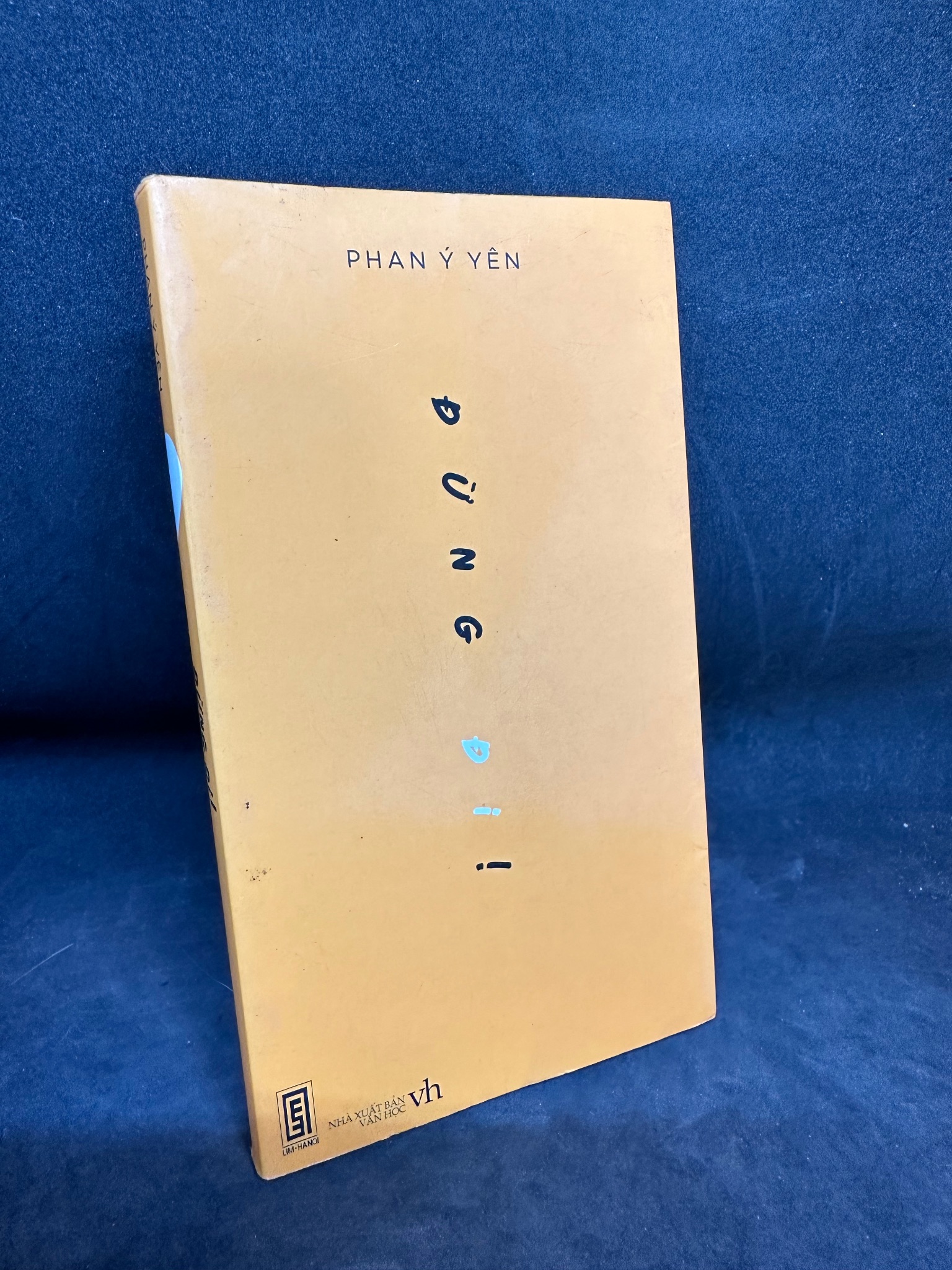 Đừng đi (khổ nhỏ) - Phan Ý Yên , 2015, mới 90% SBM1101