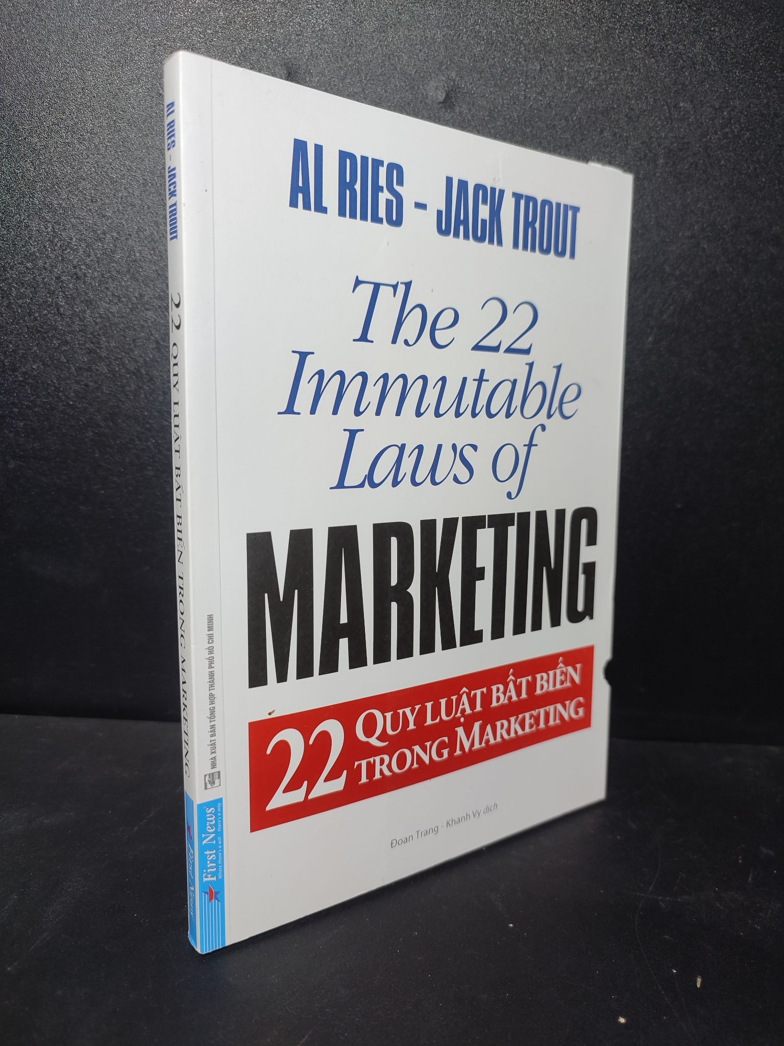 22 Quy Luật Bất Biến Trong Marketing Al Ries, Jack Trout 2021 mới 80% ố, lỗi trang, rách bìa HPB.HCM2301 kinh doanh